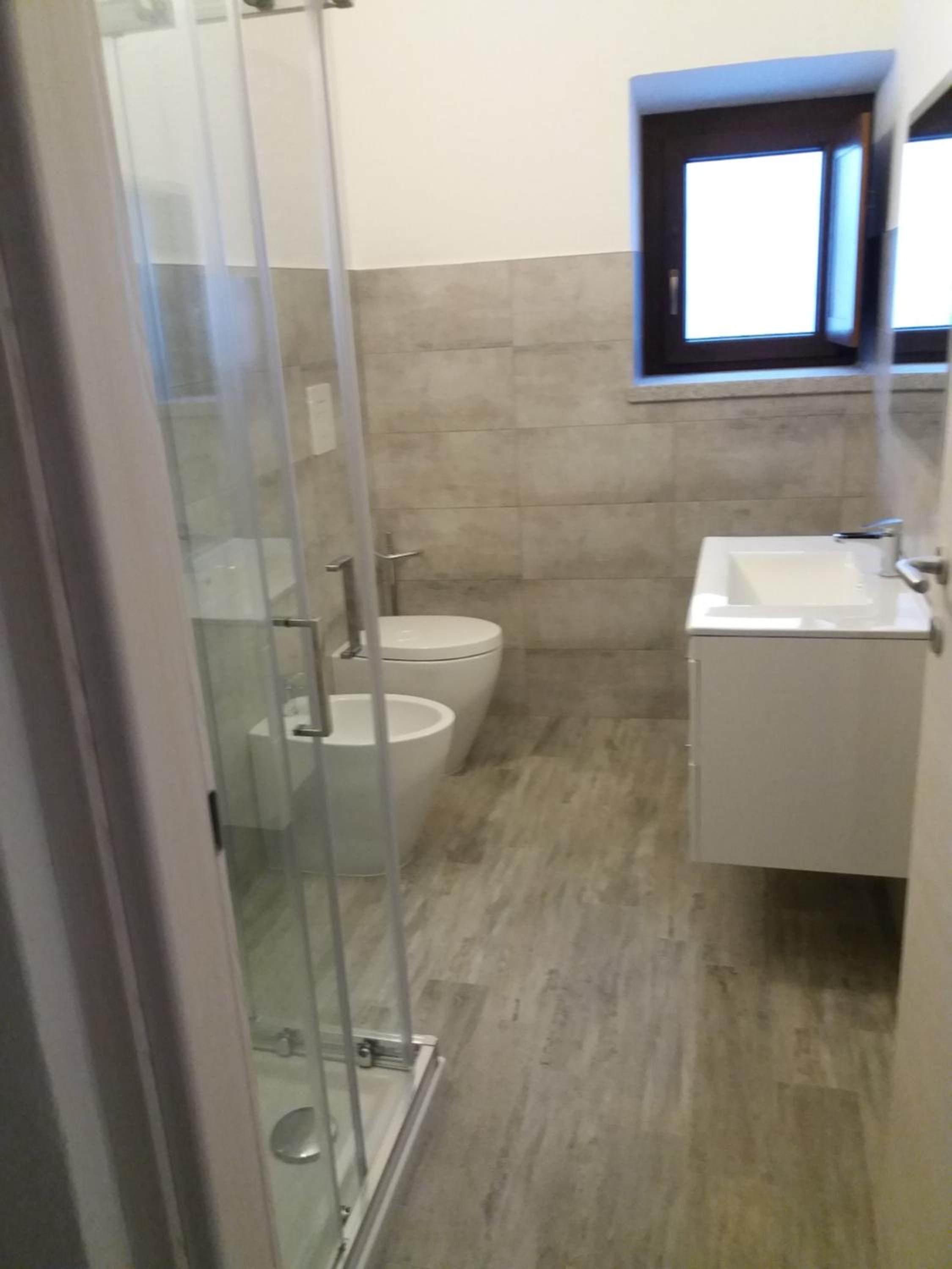 Twin Room with Private External Bathroom - Photo 5