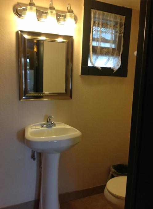 Double Room with Two Double Beds - Non-Smoking photo 3