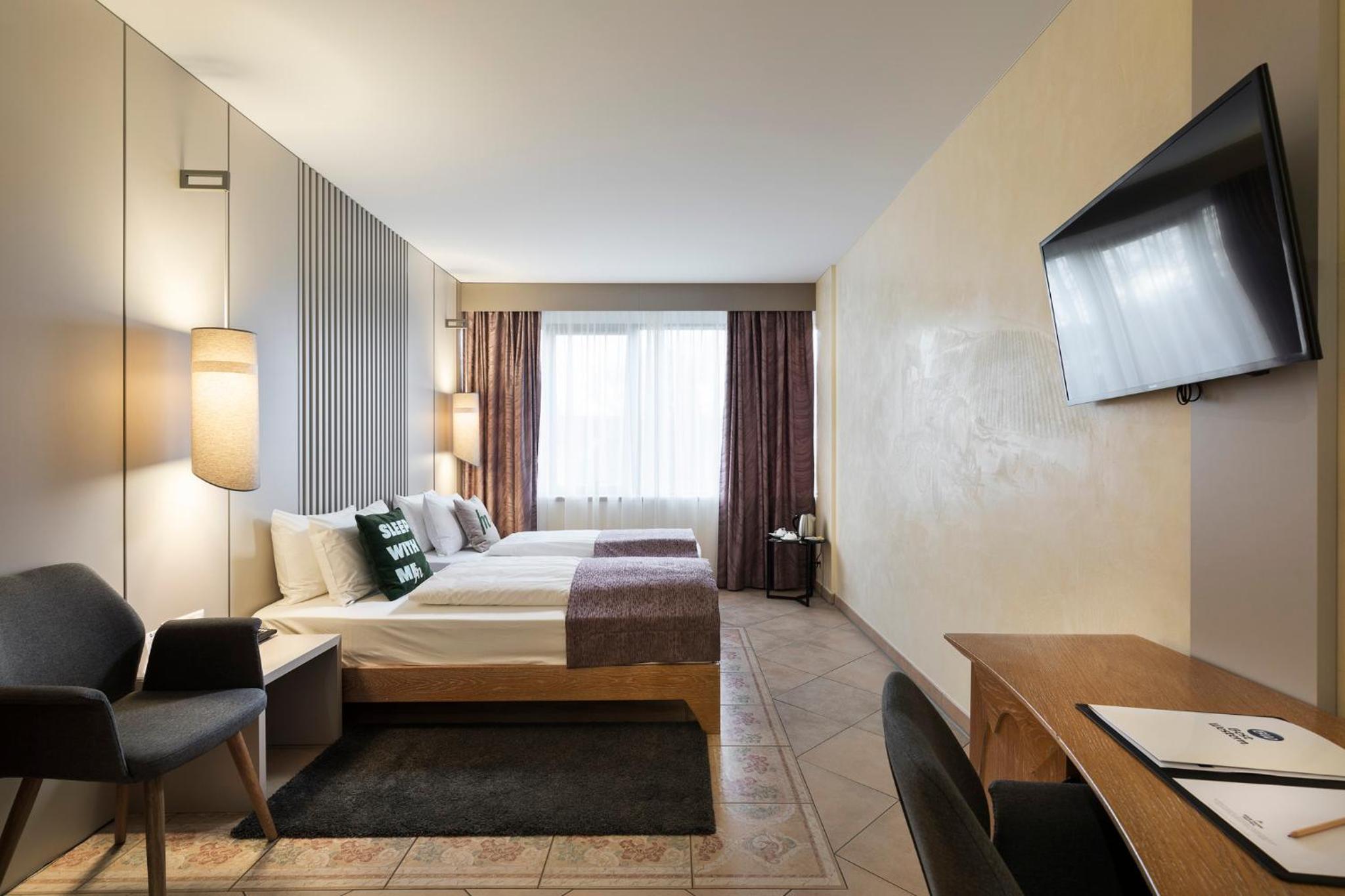 Deluxe Twin Room photo 2