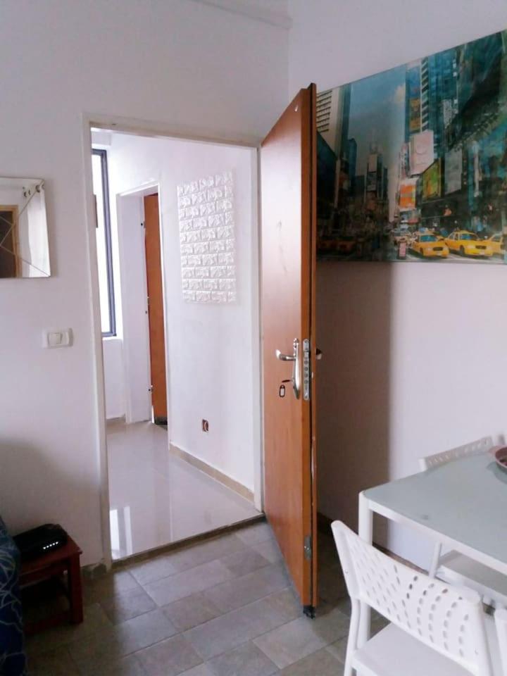 One-Bedroom Apartment - Photo 28