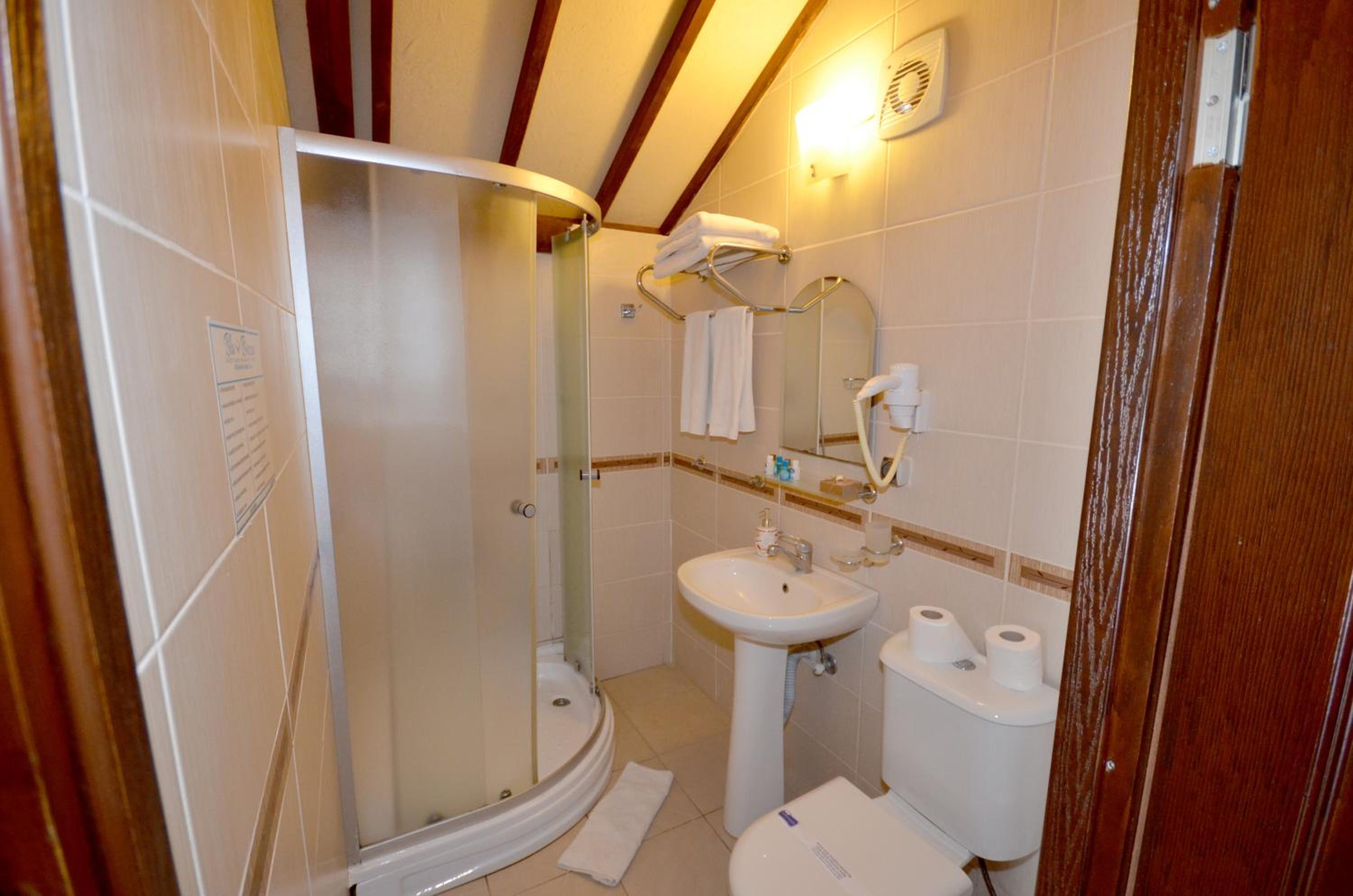 Classic Suite - Photo 11