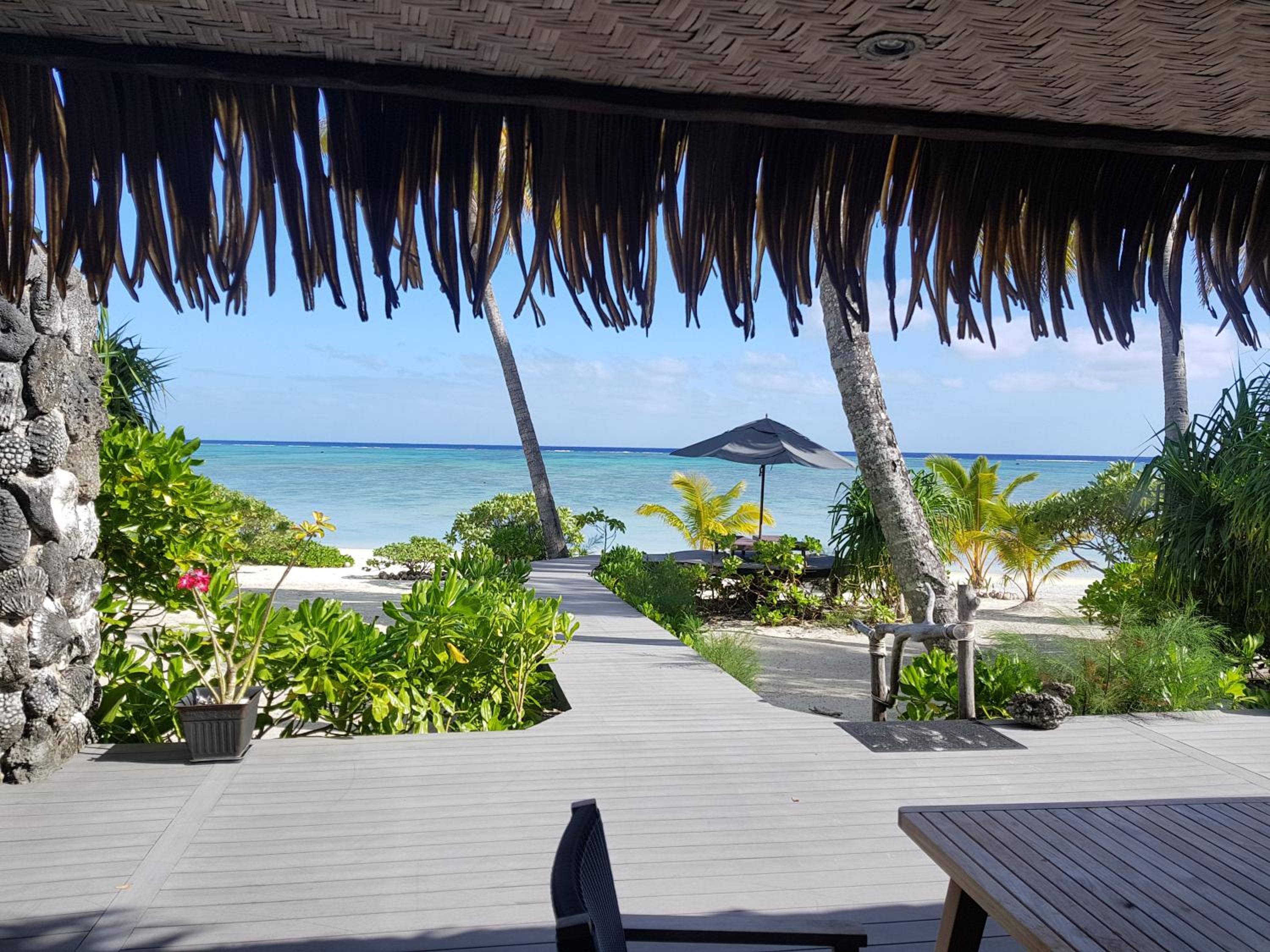Luxury One-Bedroom Villa with Private Pool - Beach Front