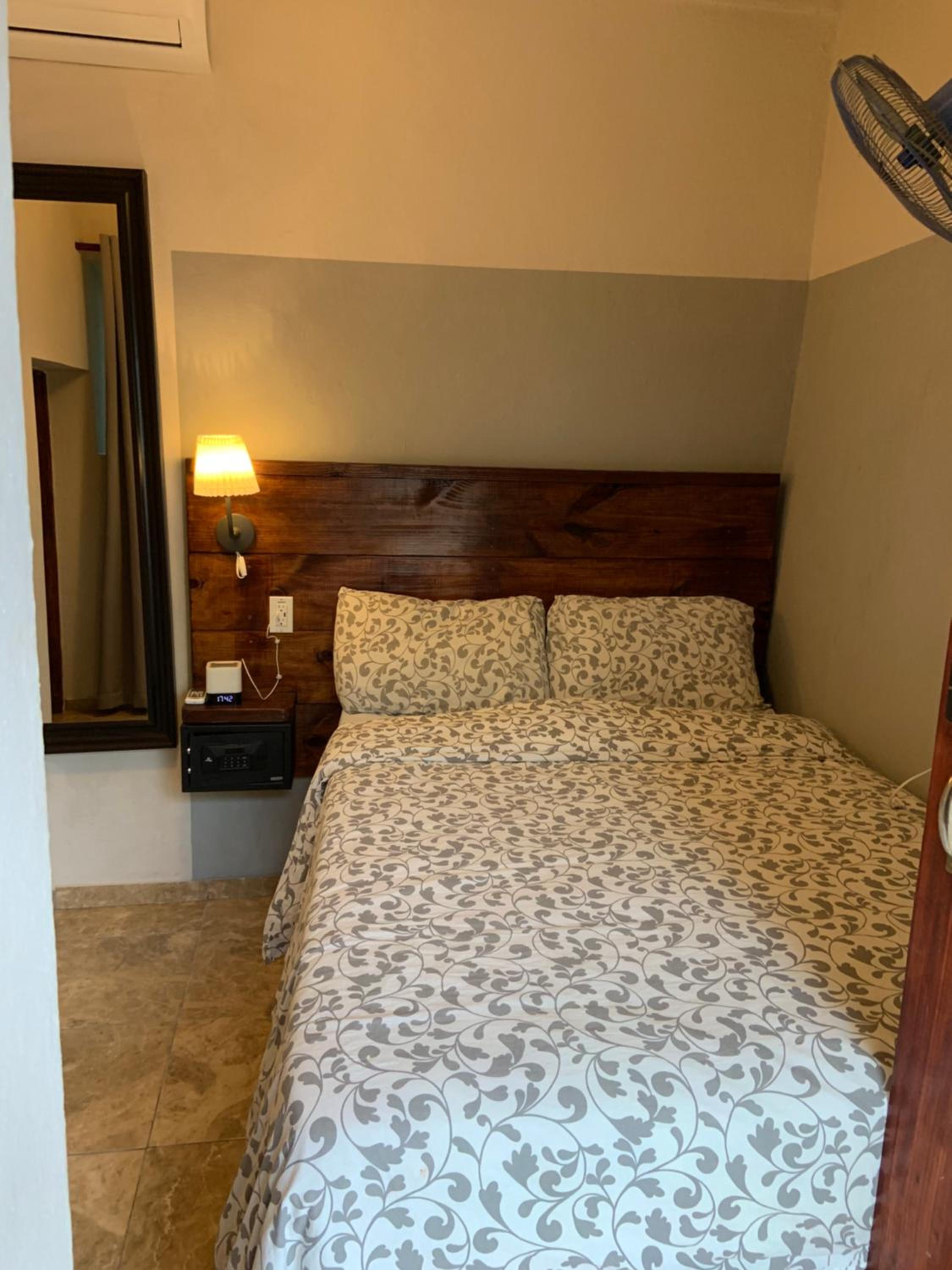 Basic Double Room photo 1