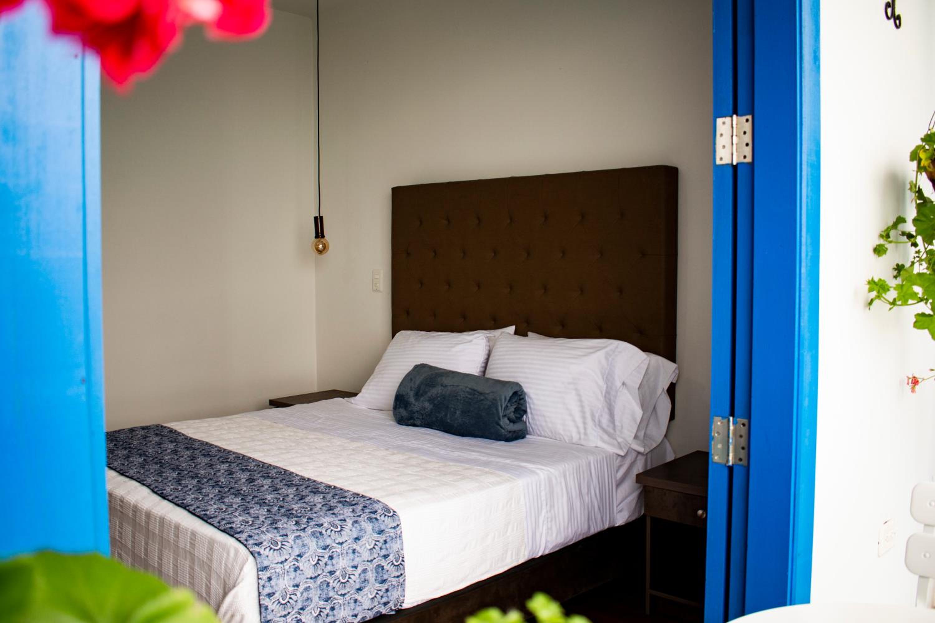 Deluxe Double Room with Balcony photo 2