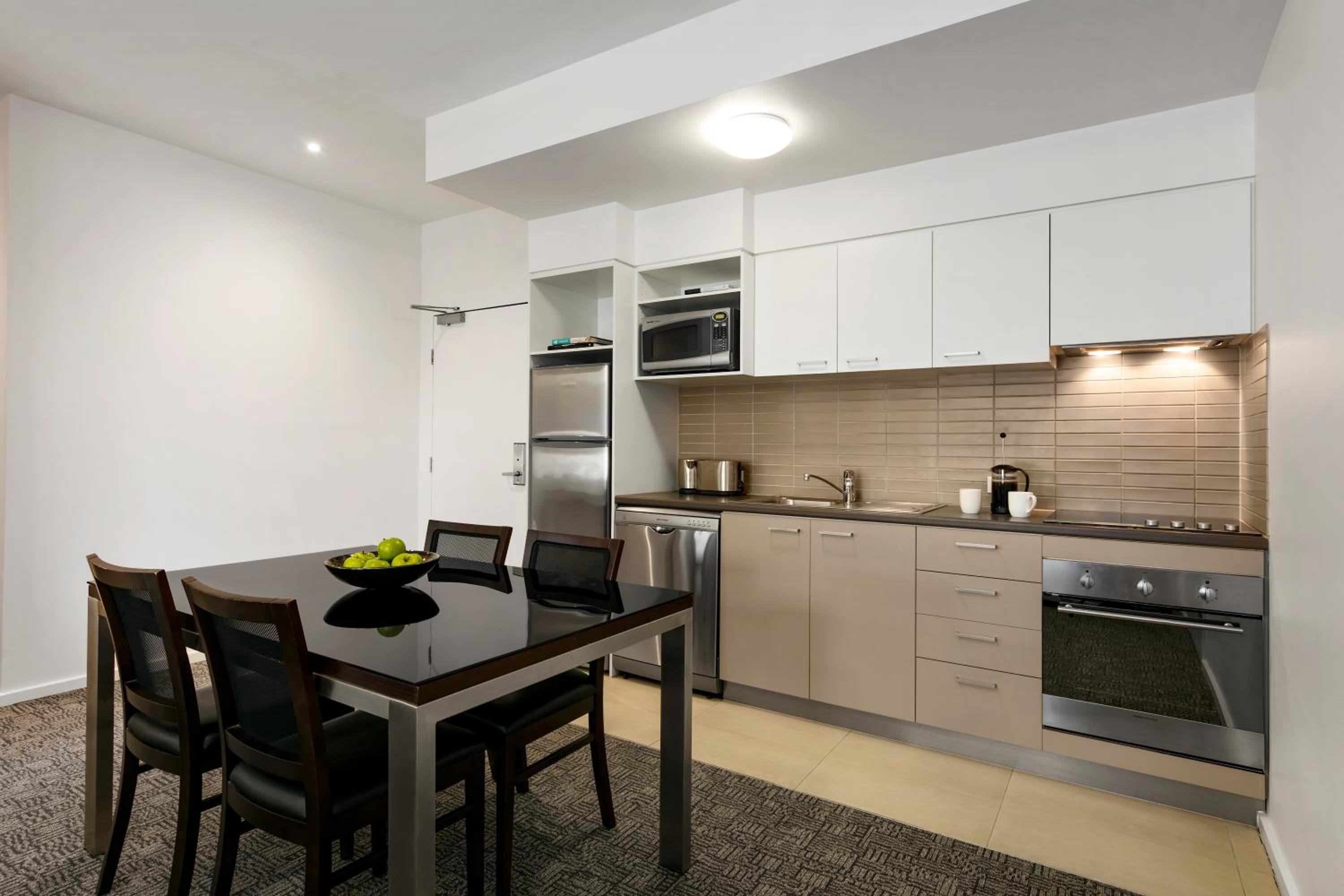 One-Bedroom Apartment - Photo 9