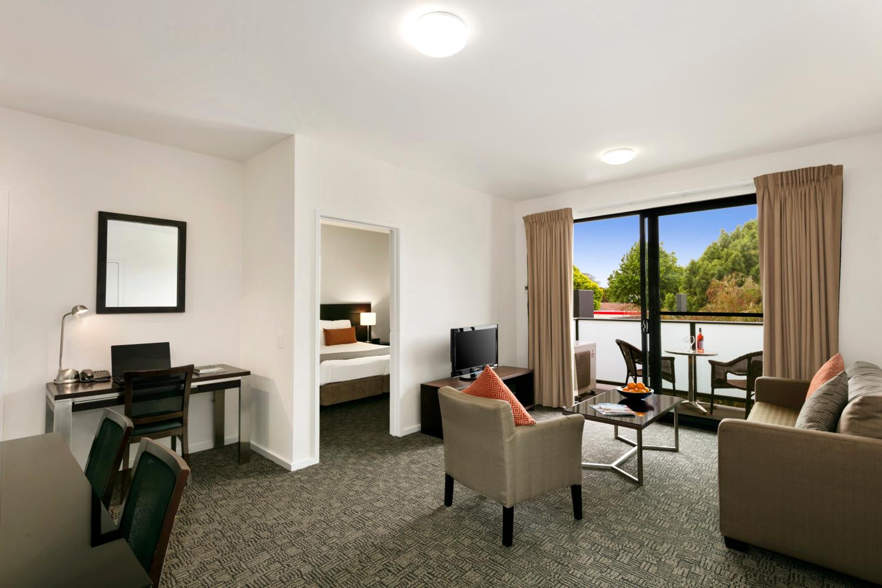 One-Bedroom Apartment - Photo 11
