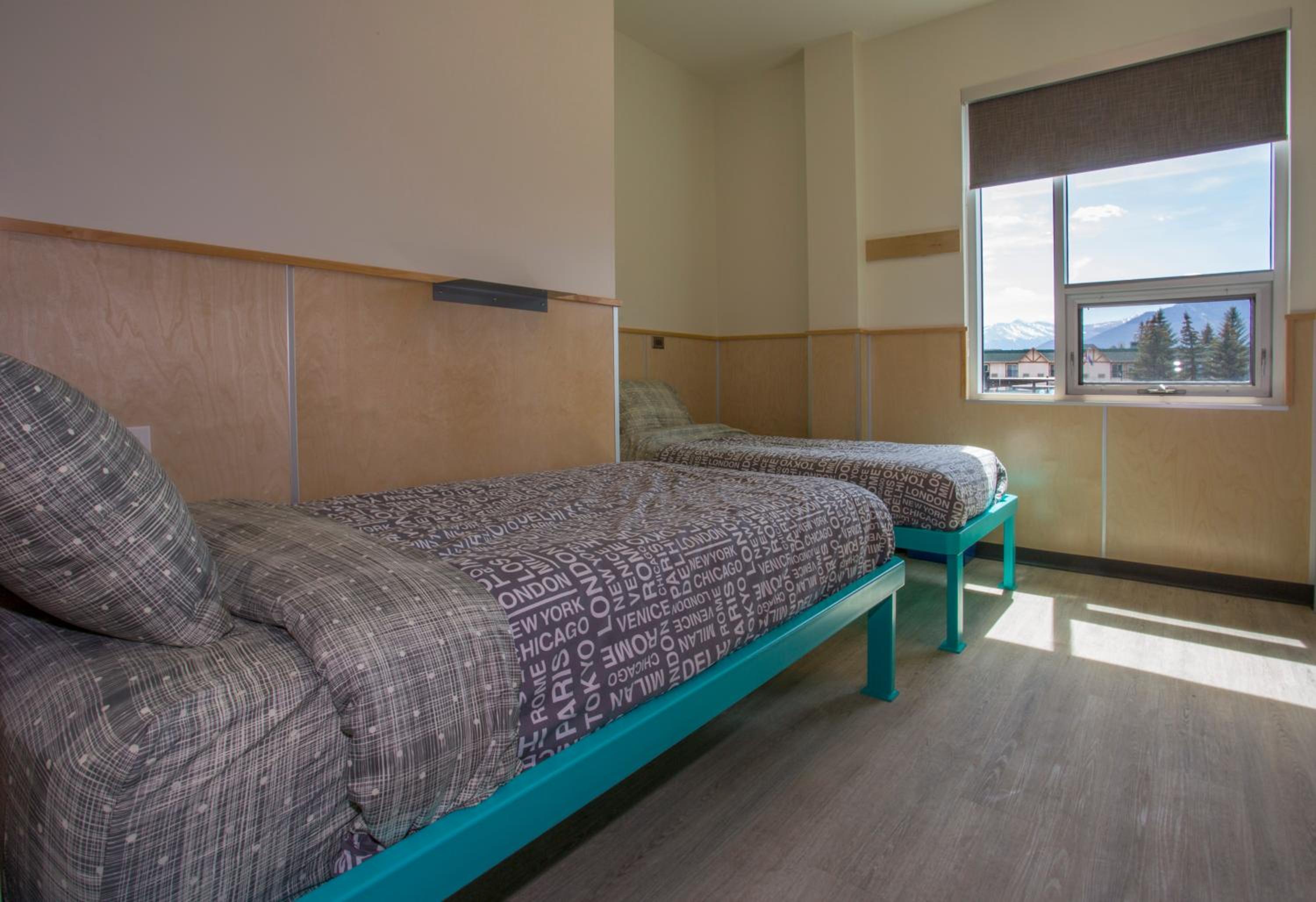 Twin Room with Private Bathroom photo 3