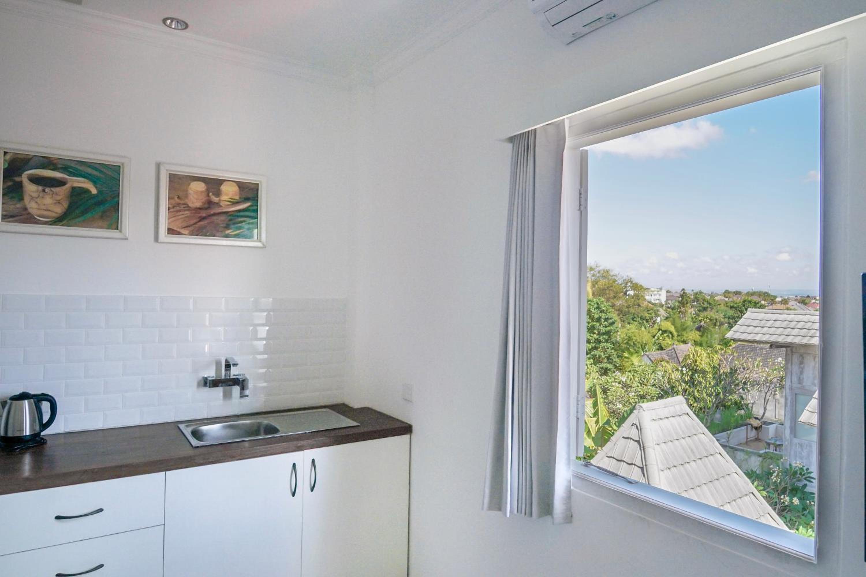 Two-Bedroom Suite - Photo 21
