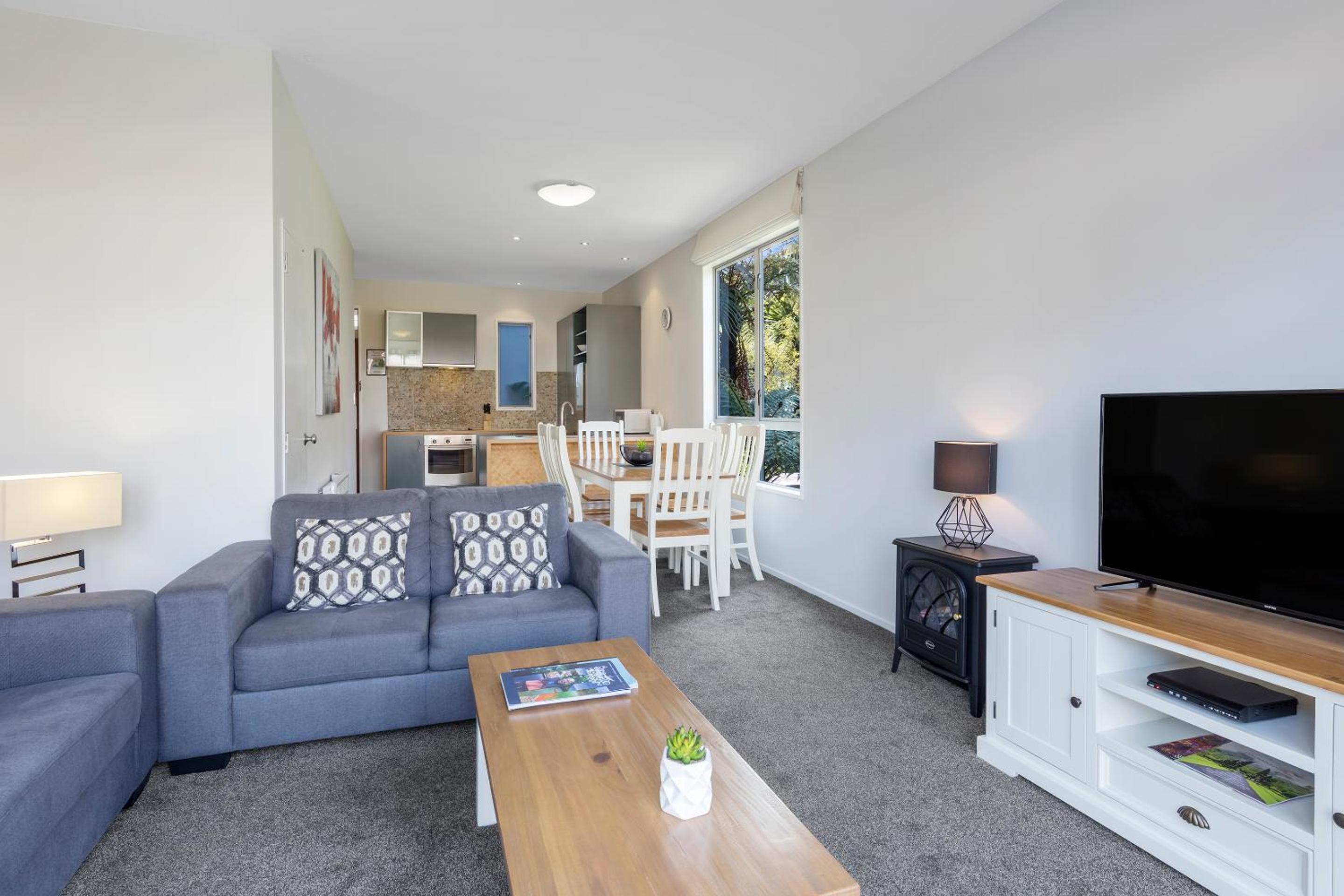 Two-Bedroom Apartment - Photo 6
