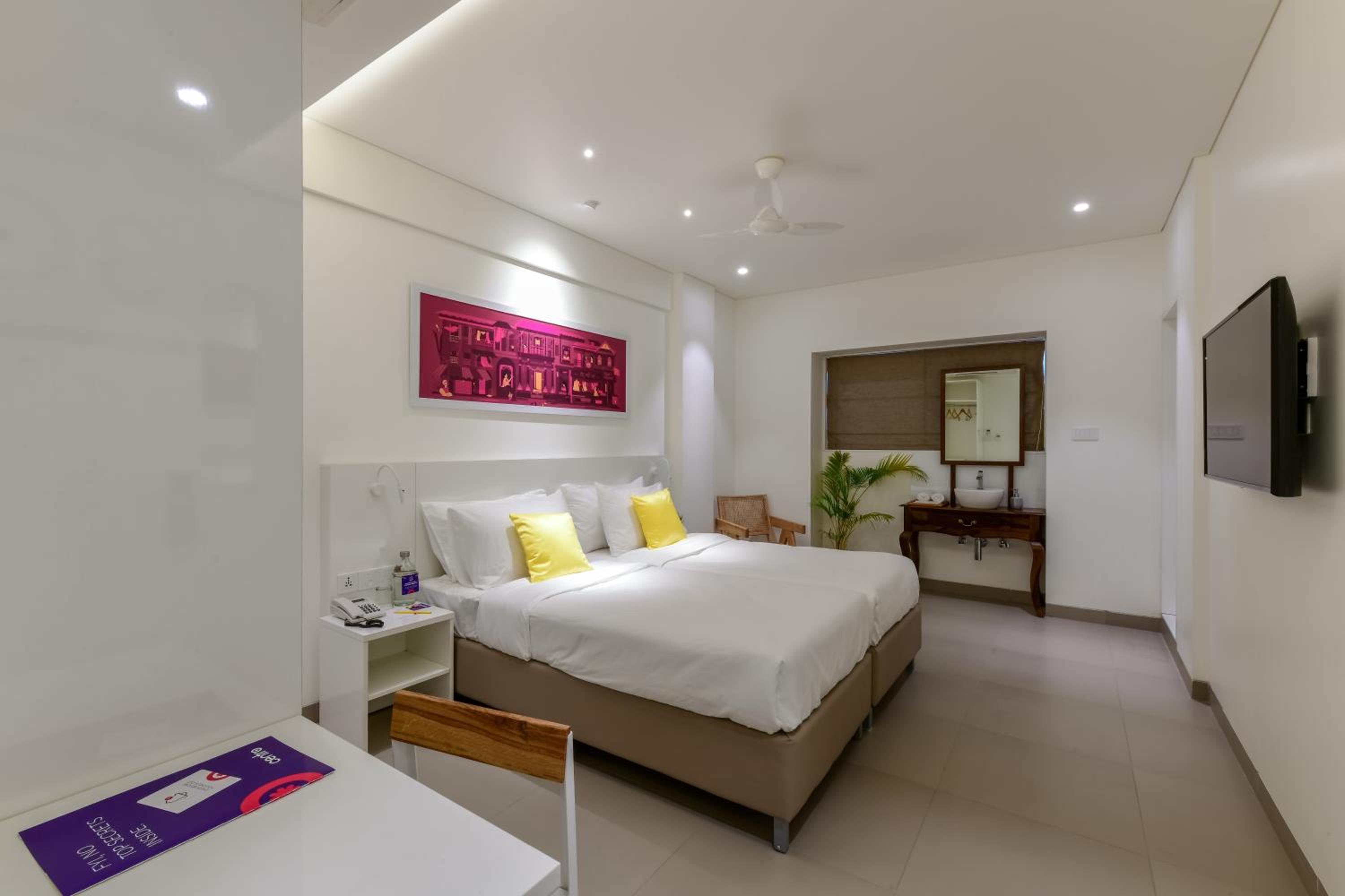 Grand Twin Room - Photo 2