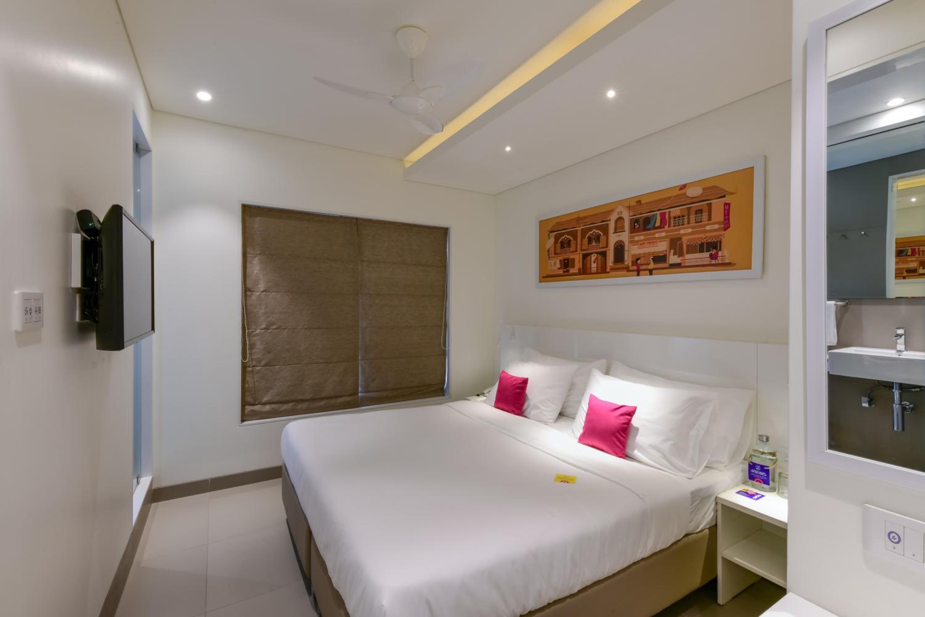 Cozy Double Room - Photo 4
