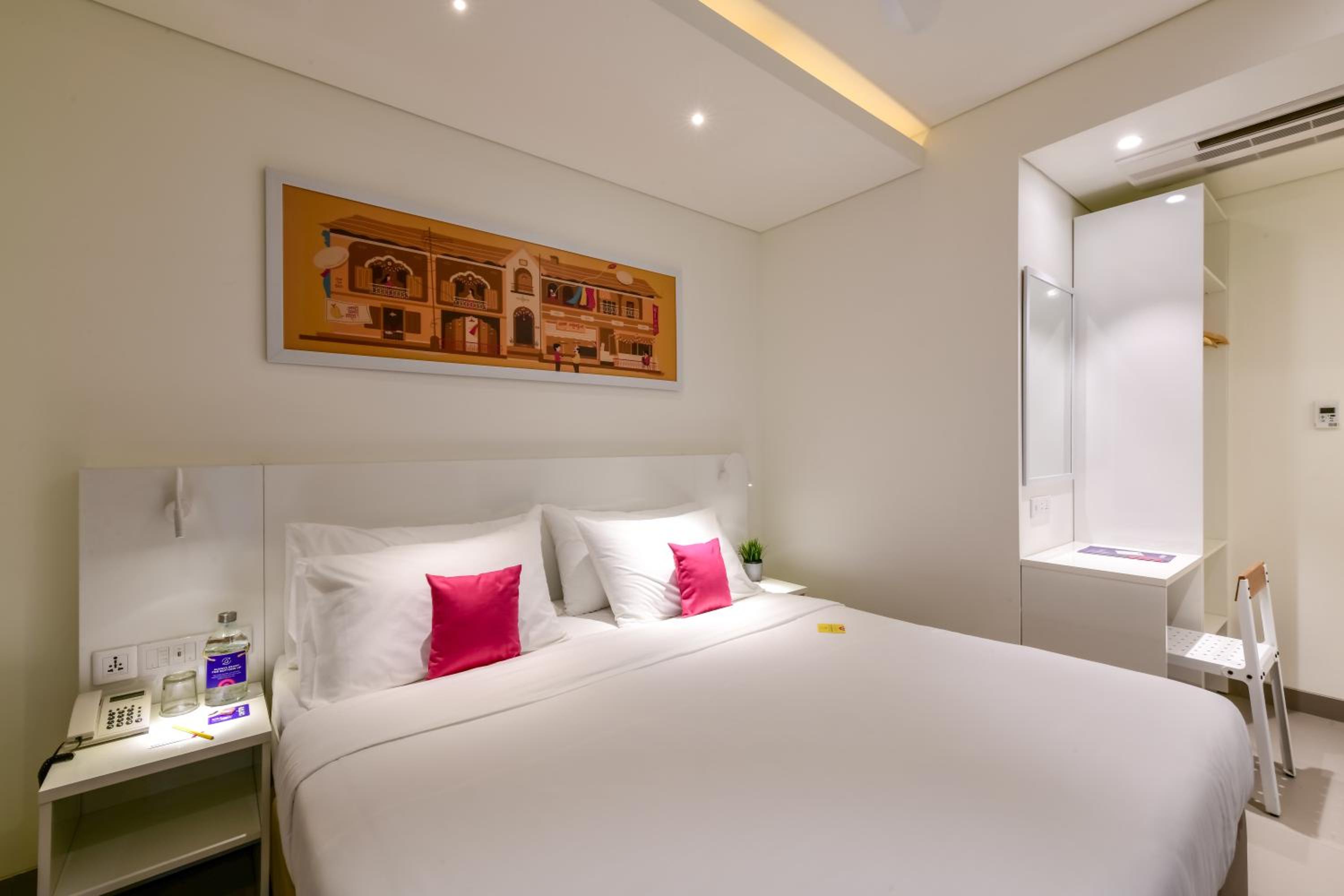Cozy Double Room - Photo 3