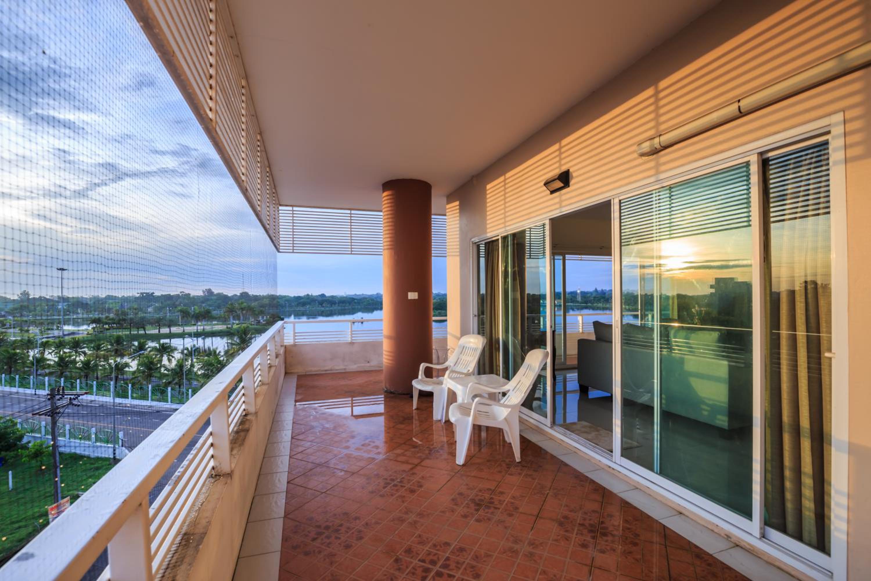 King Room with Garden View - Photo 3