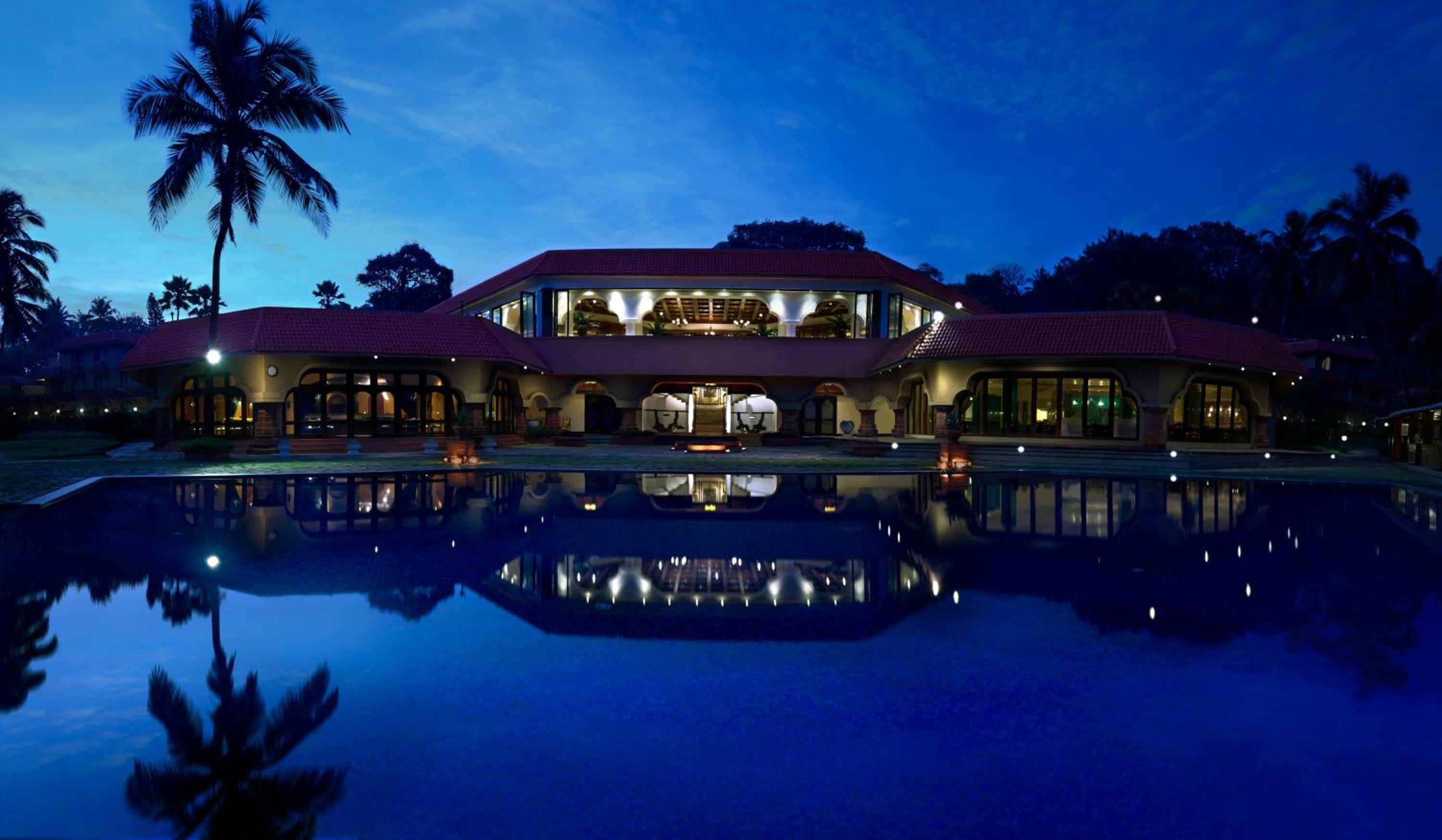 Deluxe Room Sea View - Twin Bed - 15% Discount on Food & Beverages, SPA