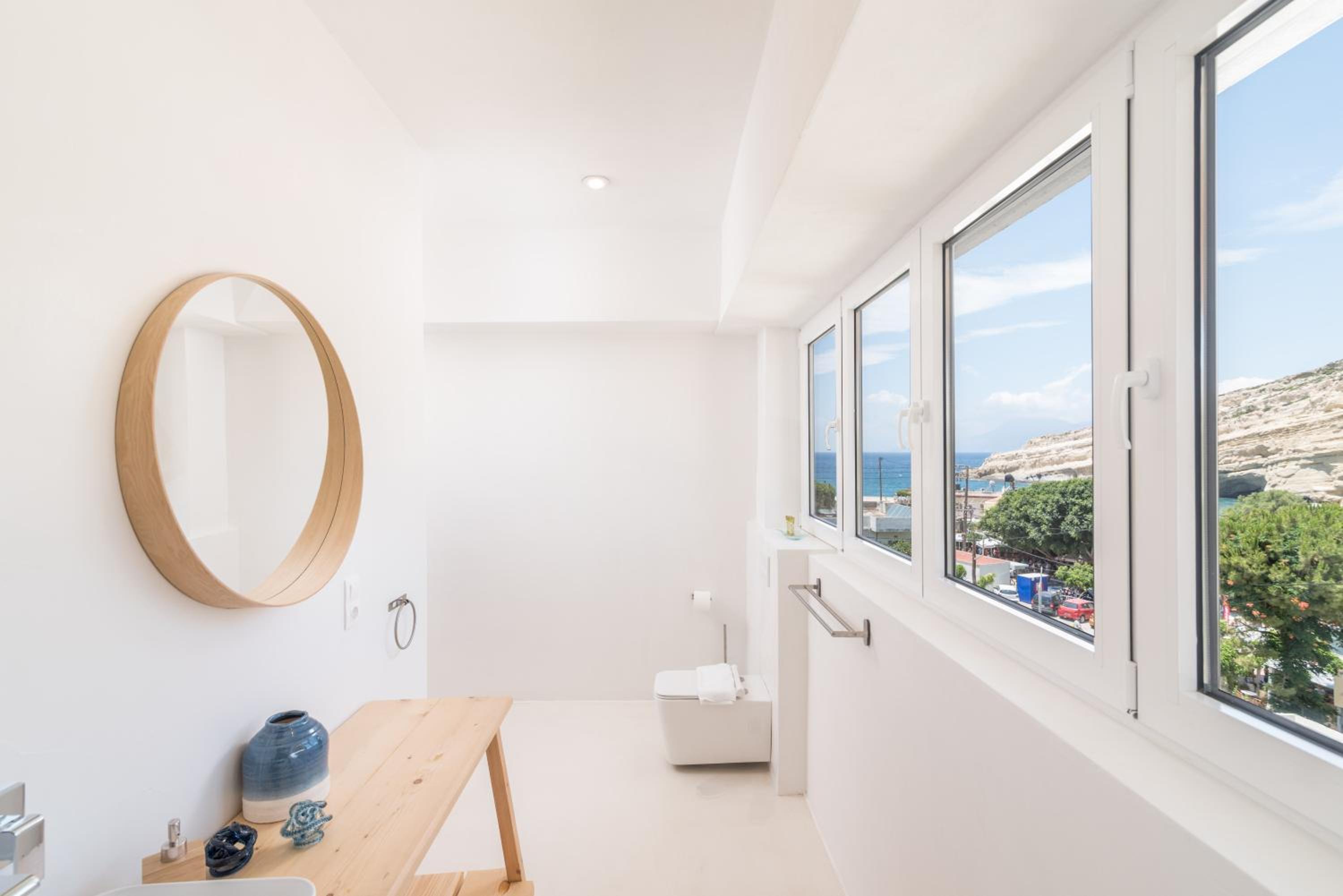 Deluxe Suite with Sea View