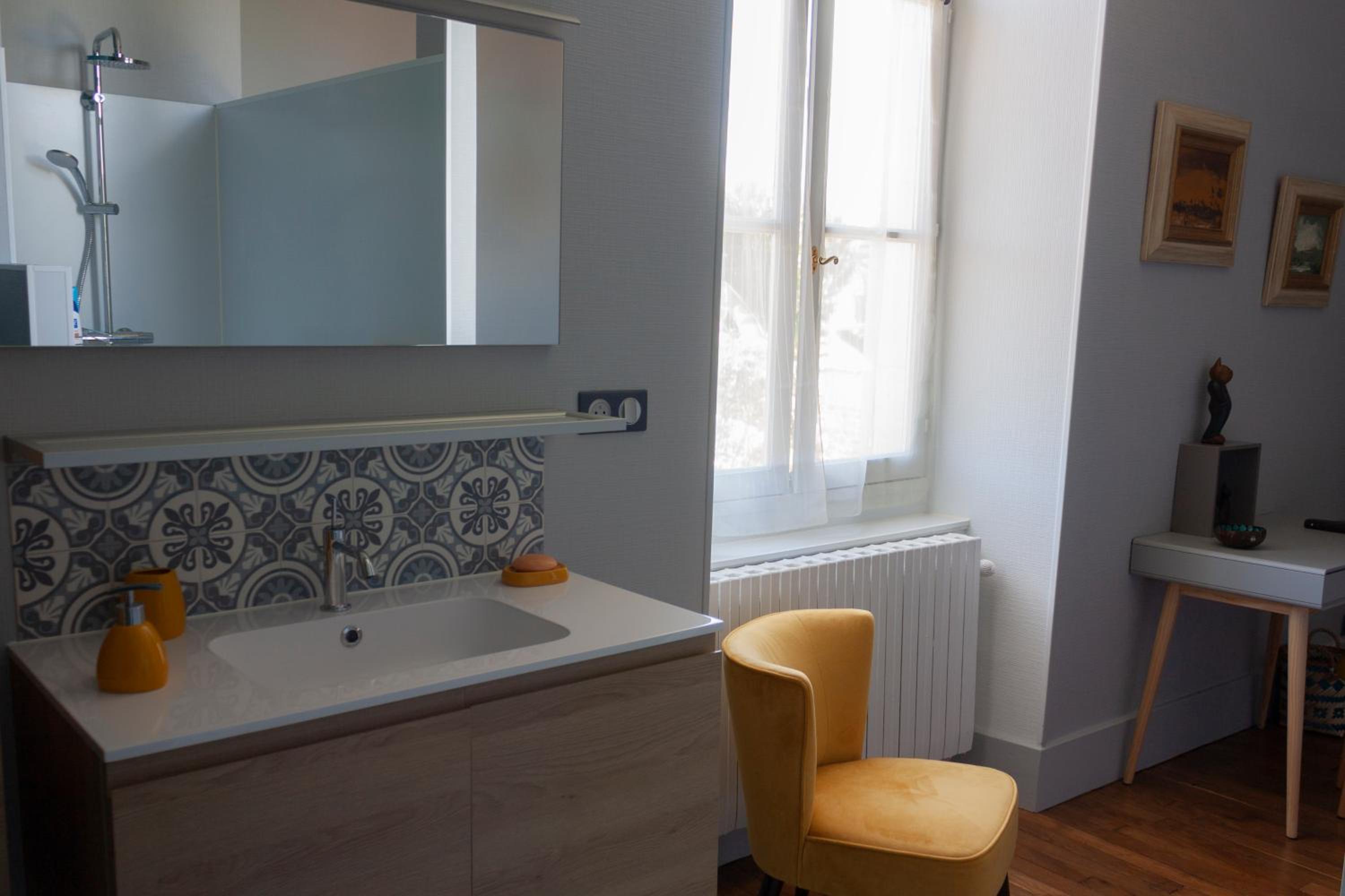 Double Room - Disability Access photo 3