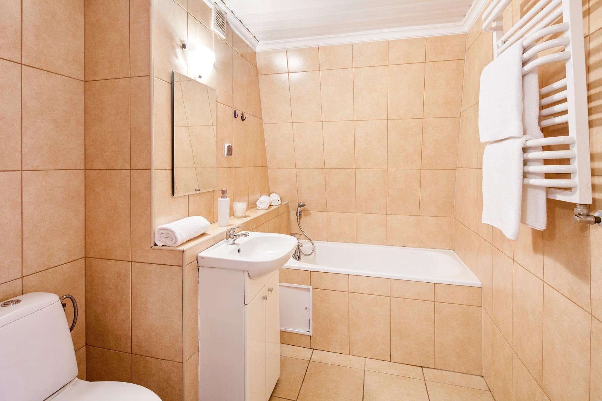 Two-Bedroom Apartment - Photo 9