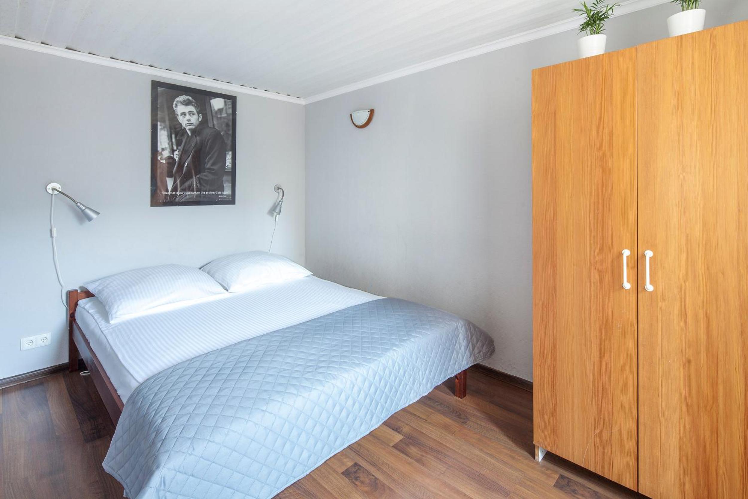 Two-Bedroom Apartment - Photo 12