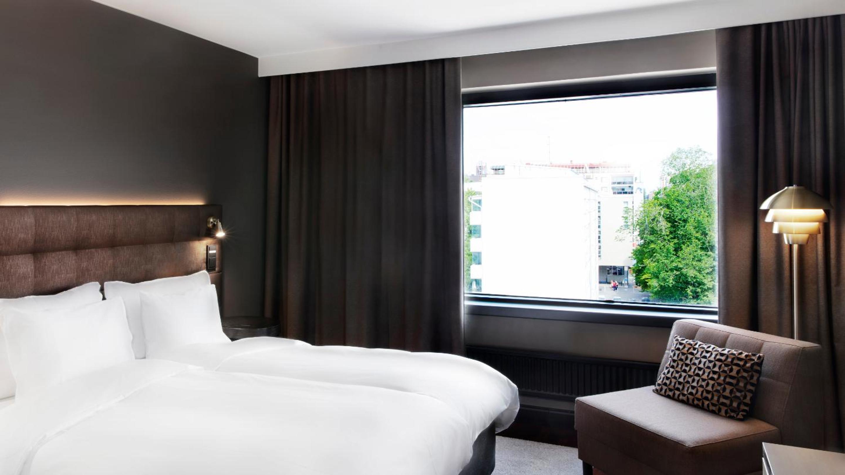 Standard Guest Room - Photo 6