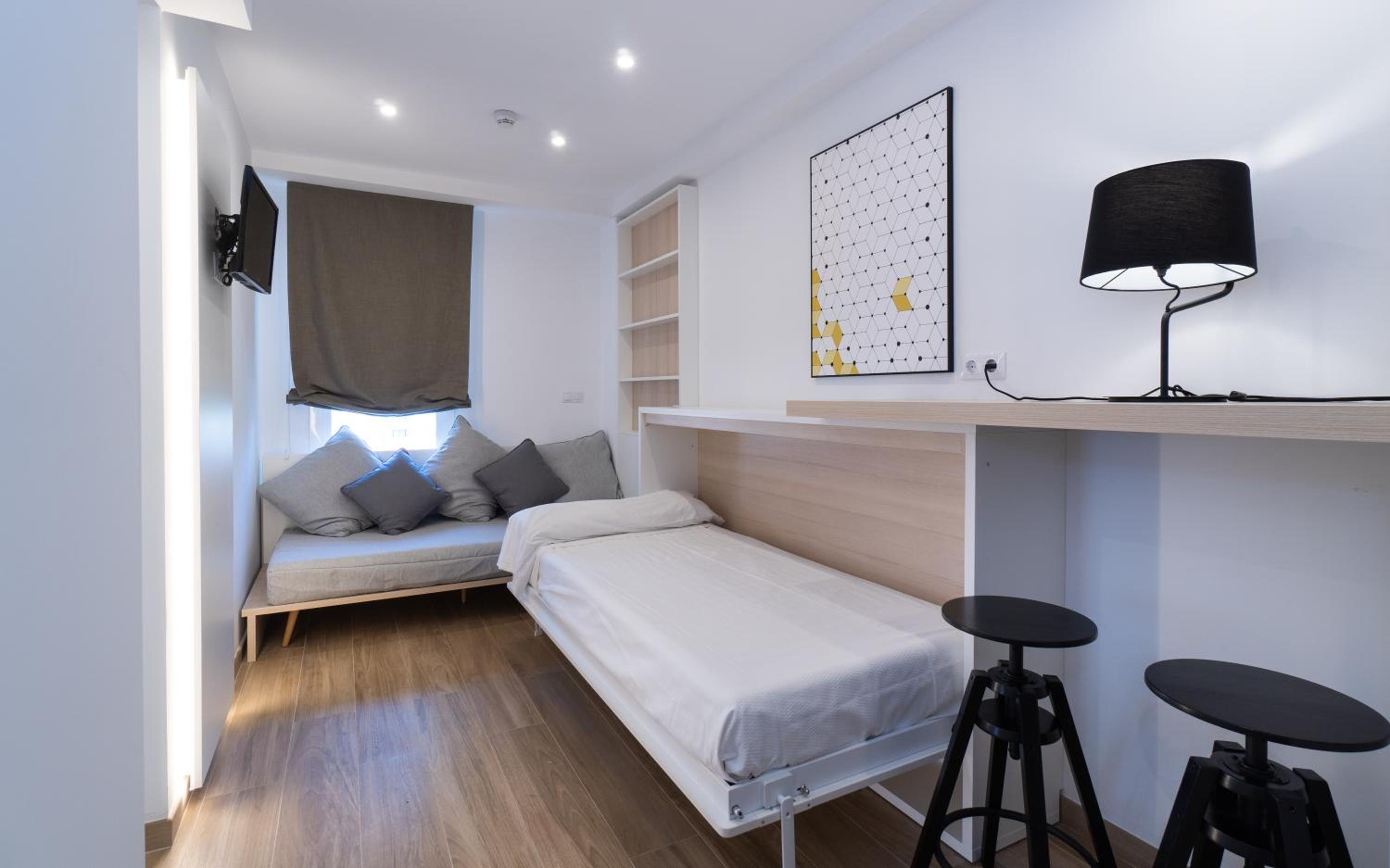 Family Room (2 Adults + 1 Child) - Photo 12