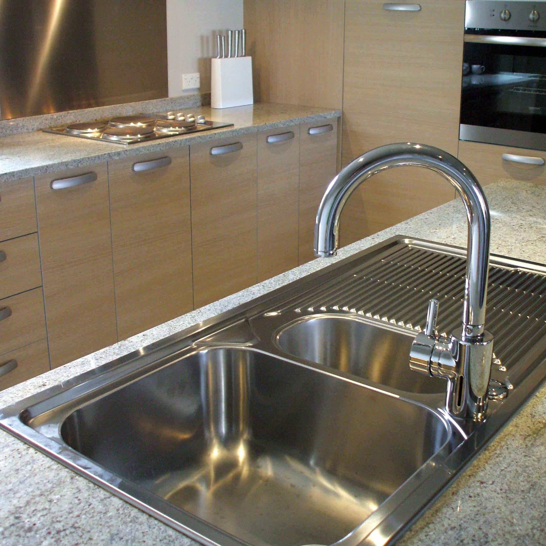 One-Bedroom Suite - Water Front - Photo 8