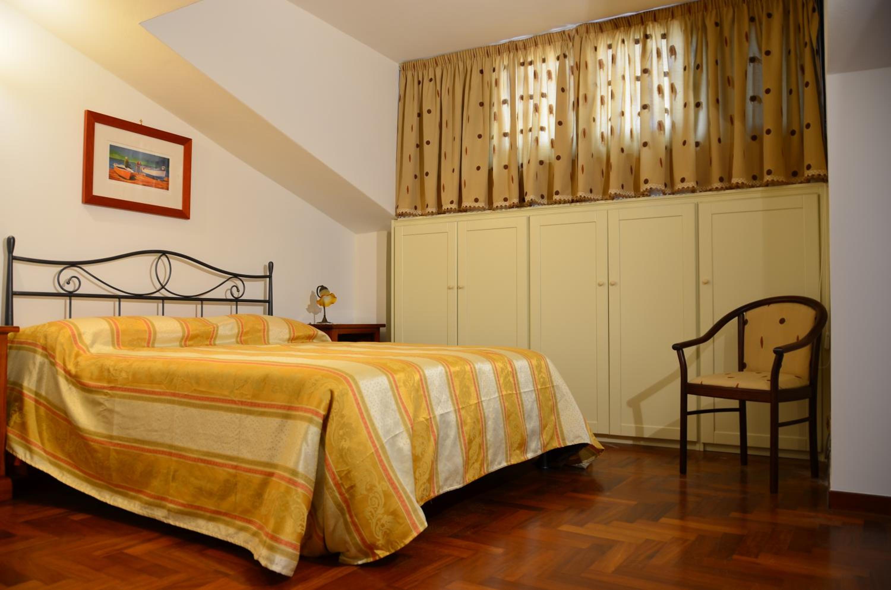 Triple Room with Terrace photo 1