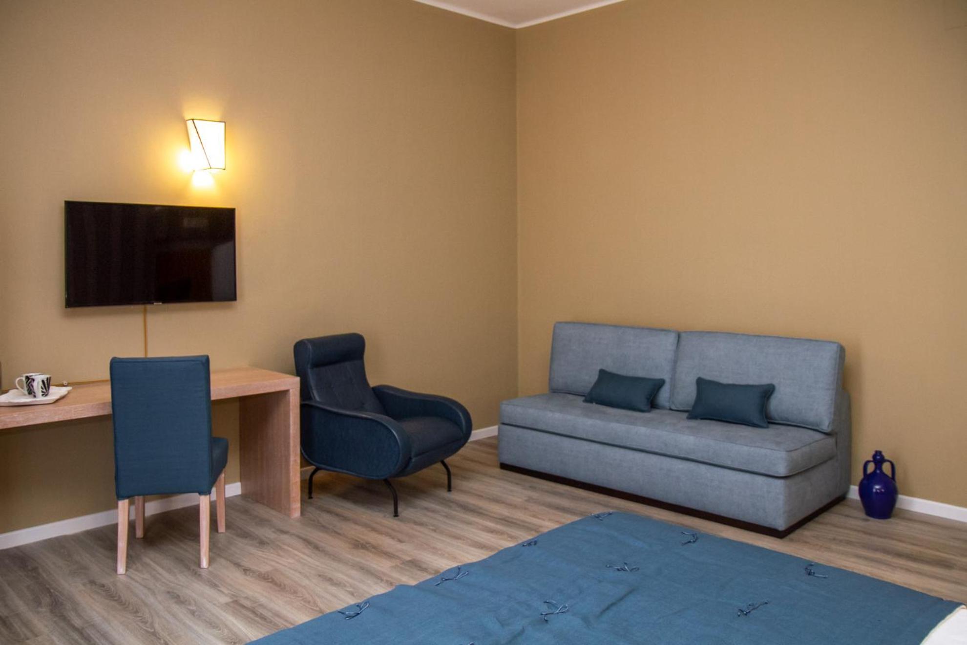 Deluxe Quadruple Room - Photo 2