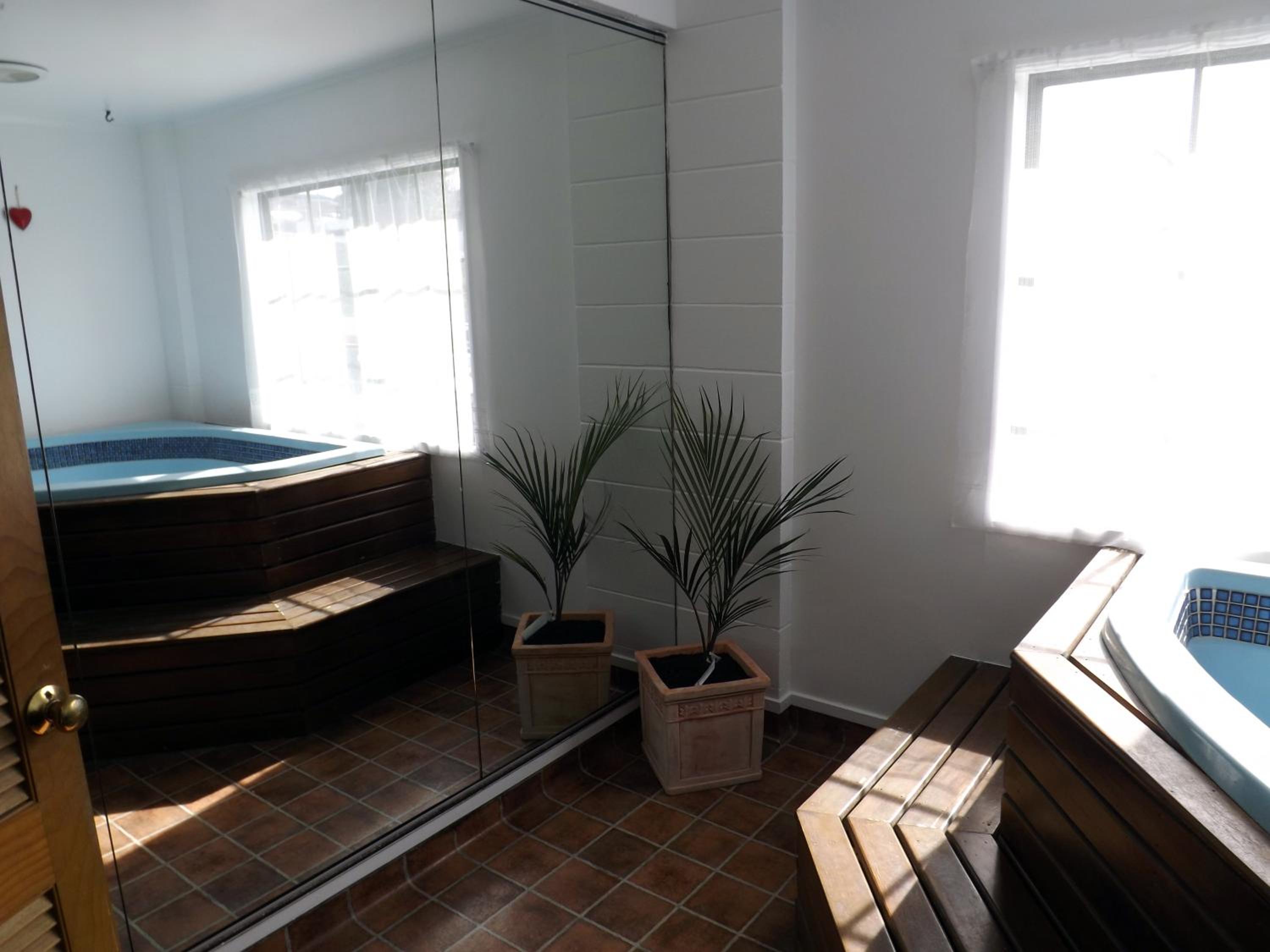 Mineral Spa Studio Suite (2 People only) - Photo 9