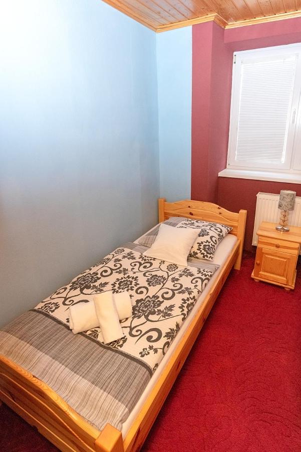 Two-Bedroom Apartment - Photo 6