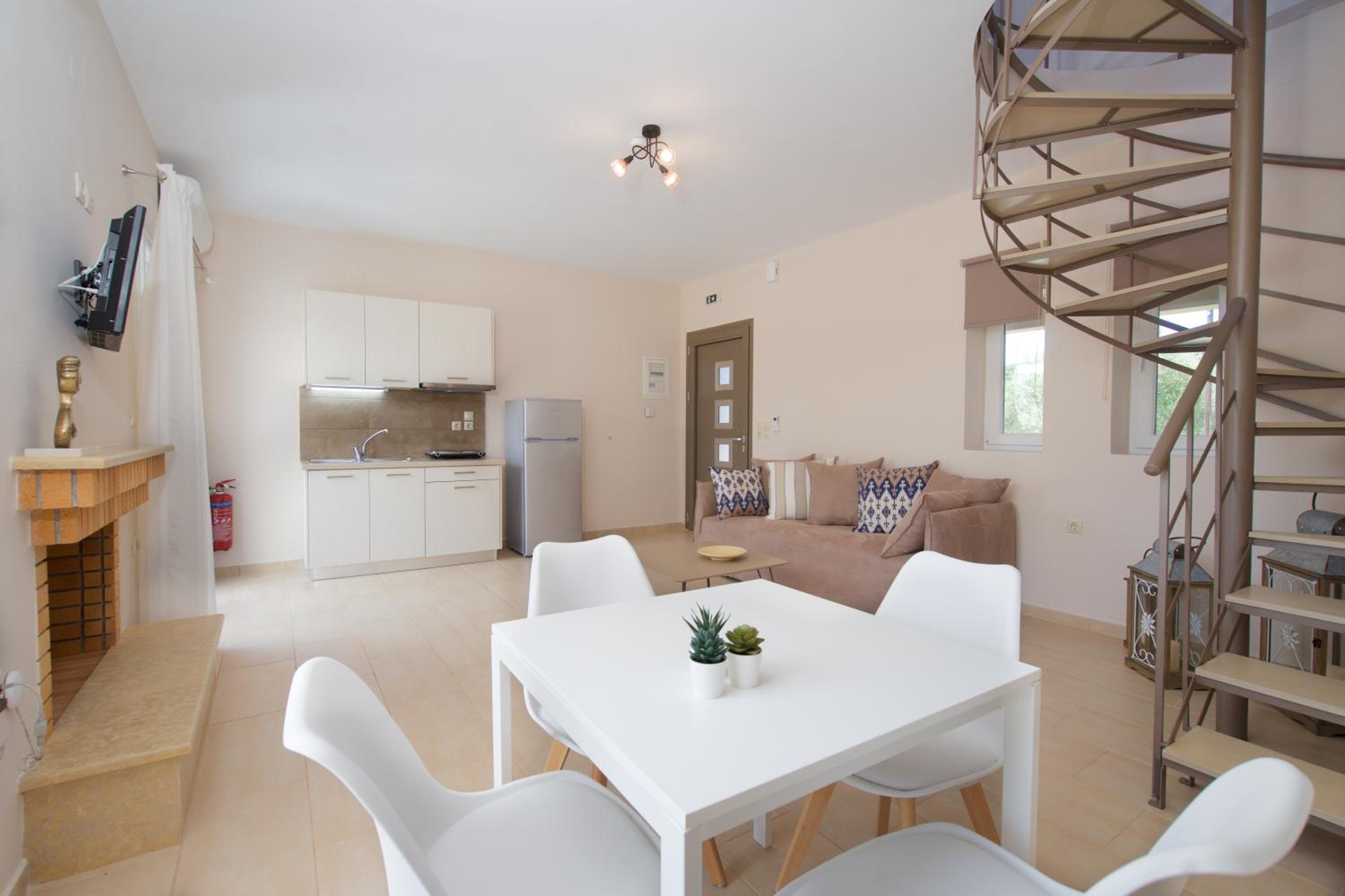 Maisonette photo 1