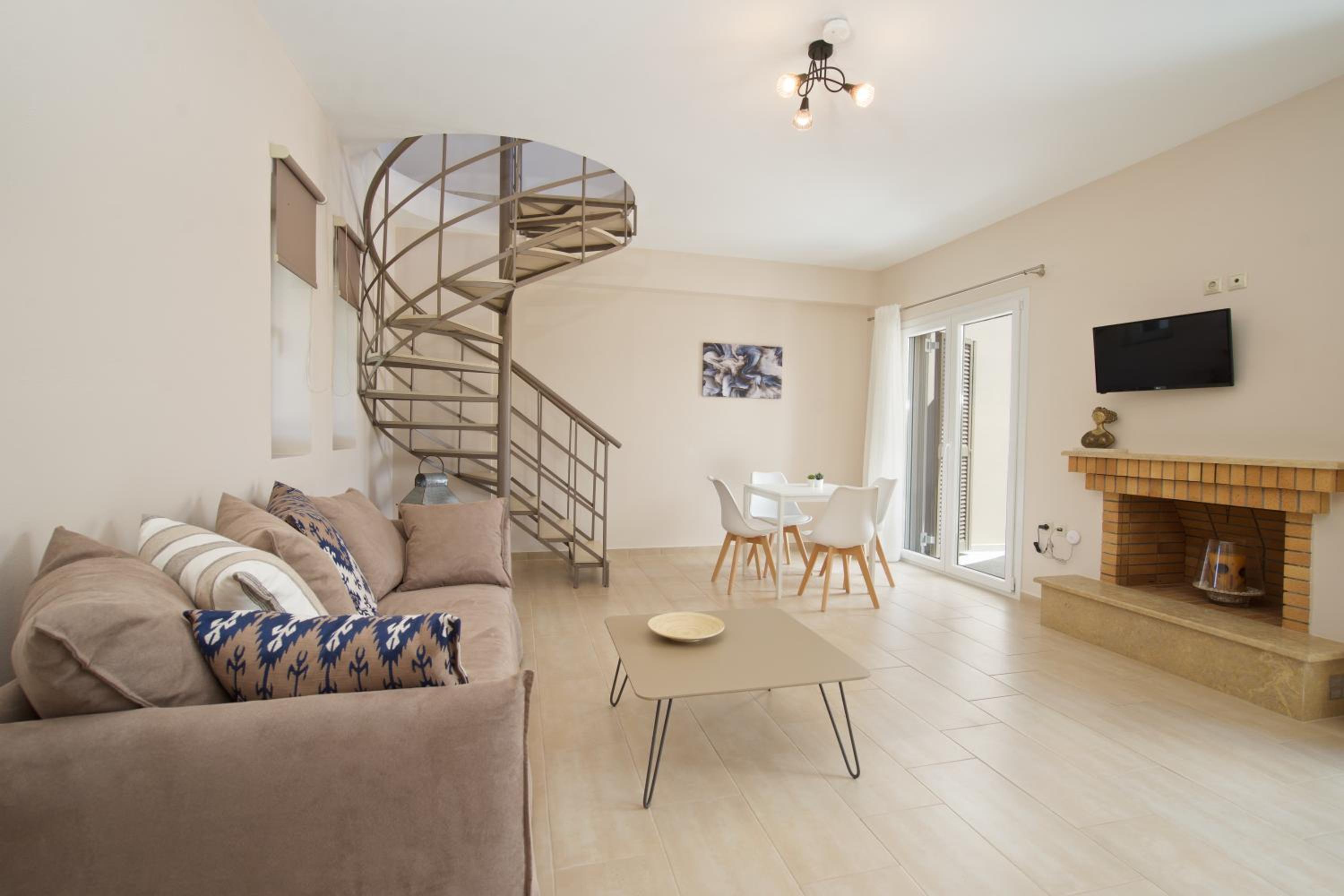 Maisonette photo 2