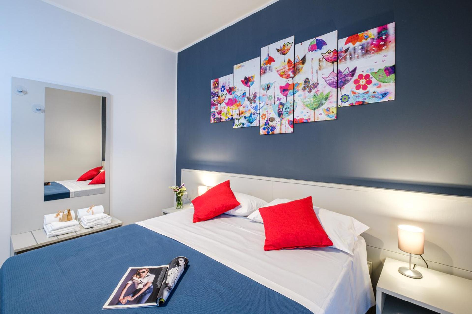 Deluxe Double Room with Balcony photo 2