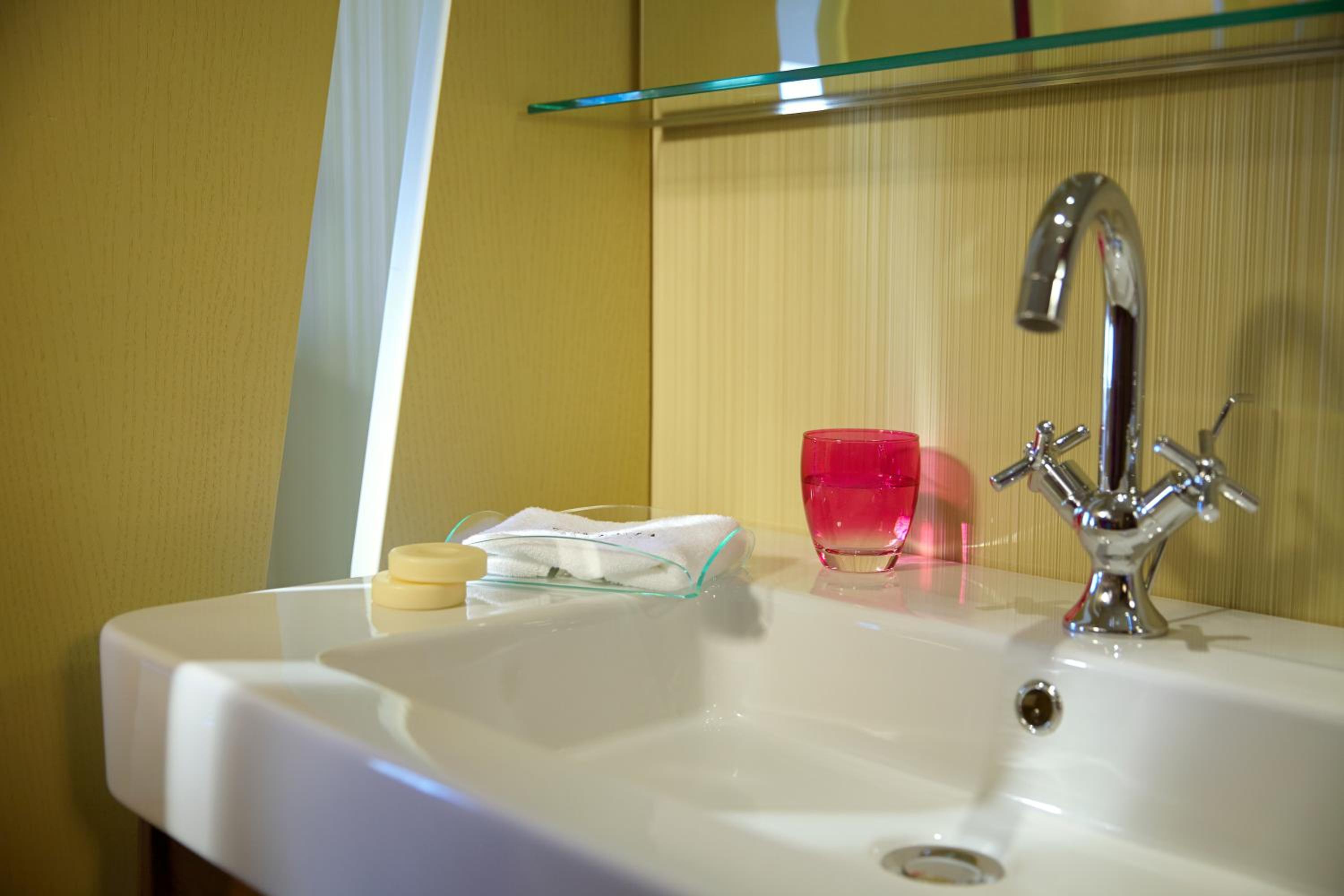 Suite Junior con Vista al Jardín