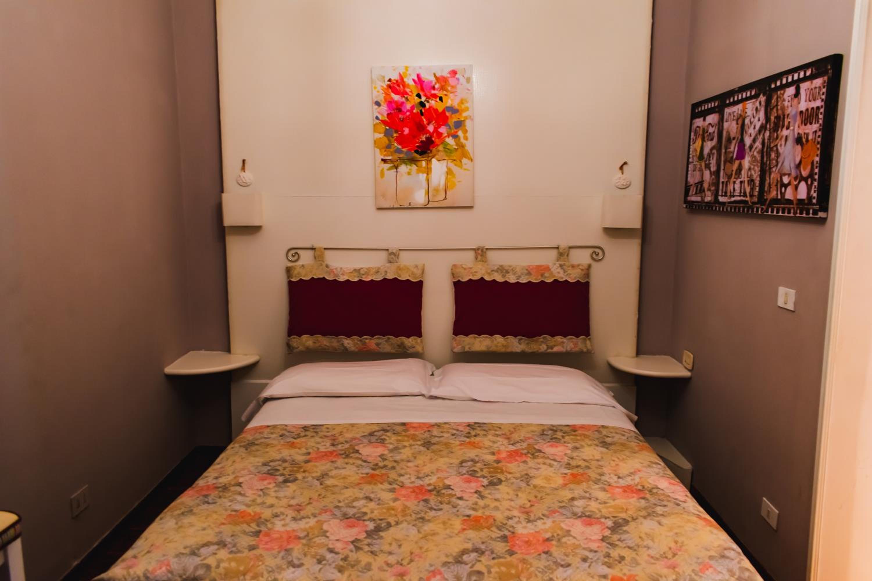Standard Double Room photo 1