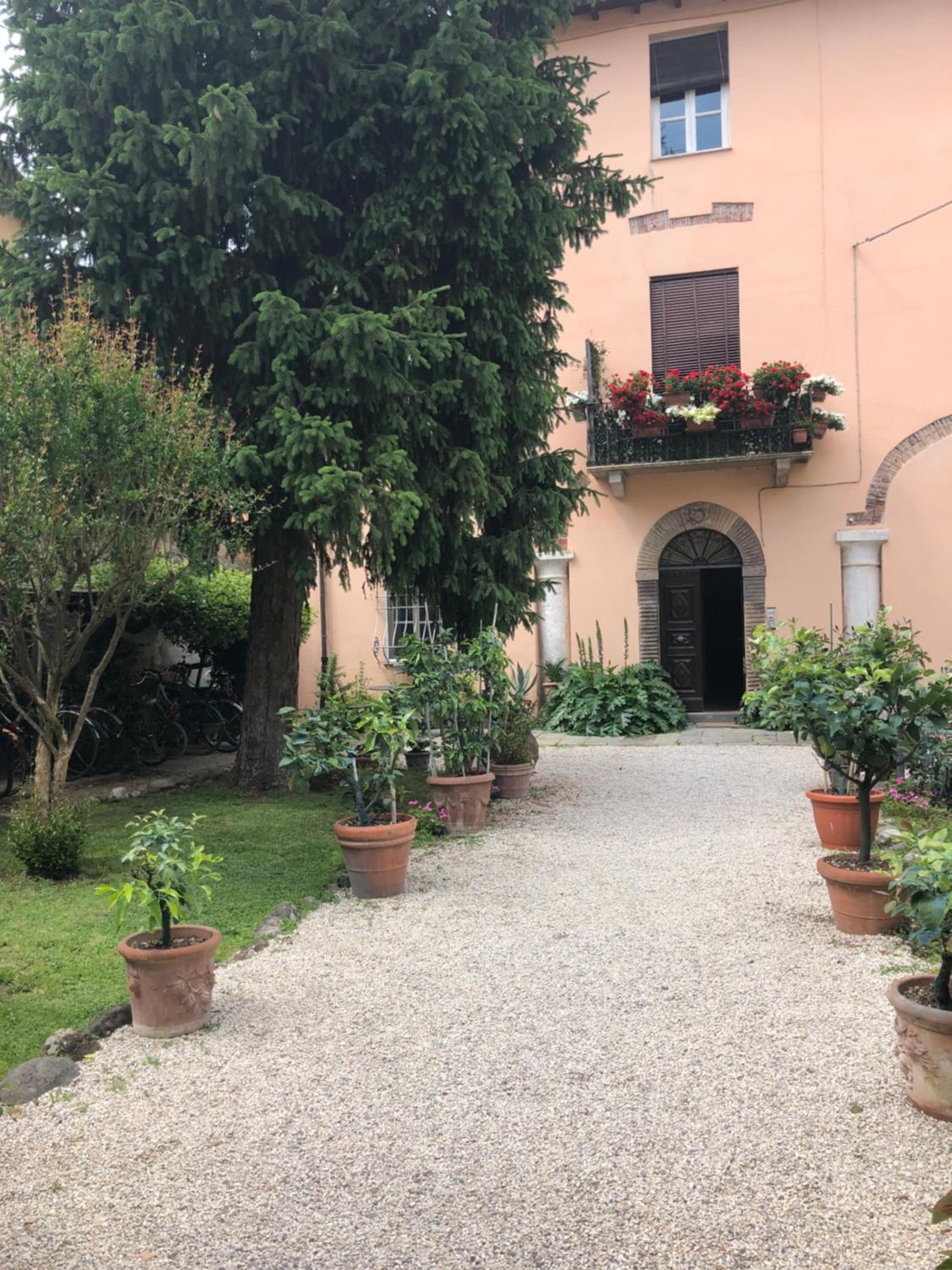 Apartment with Garden View - Photo 11