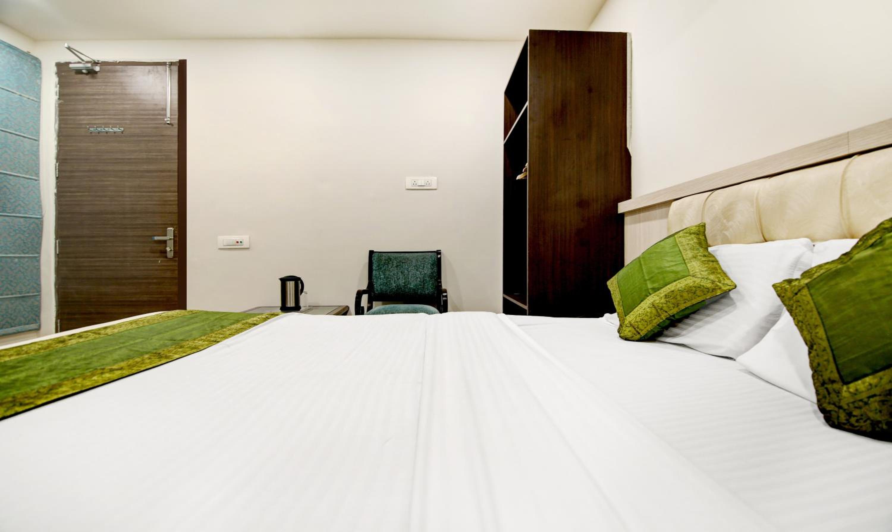 Economy Double Room photo 3