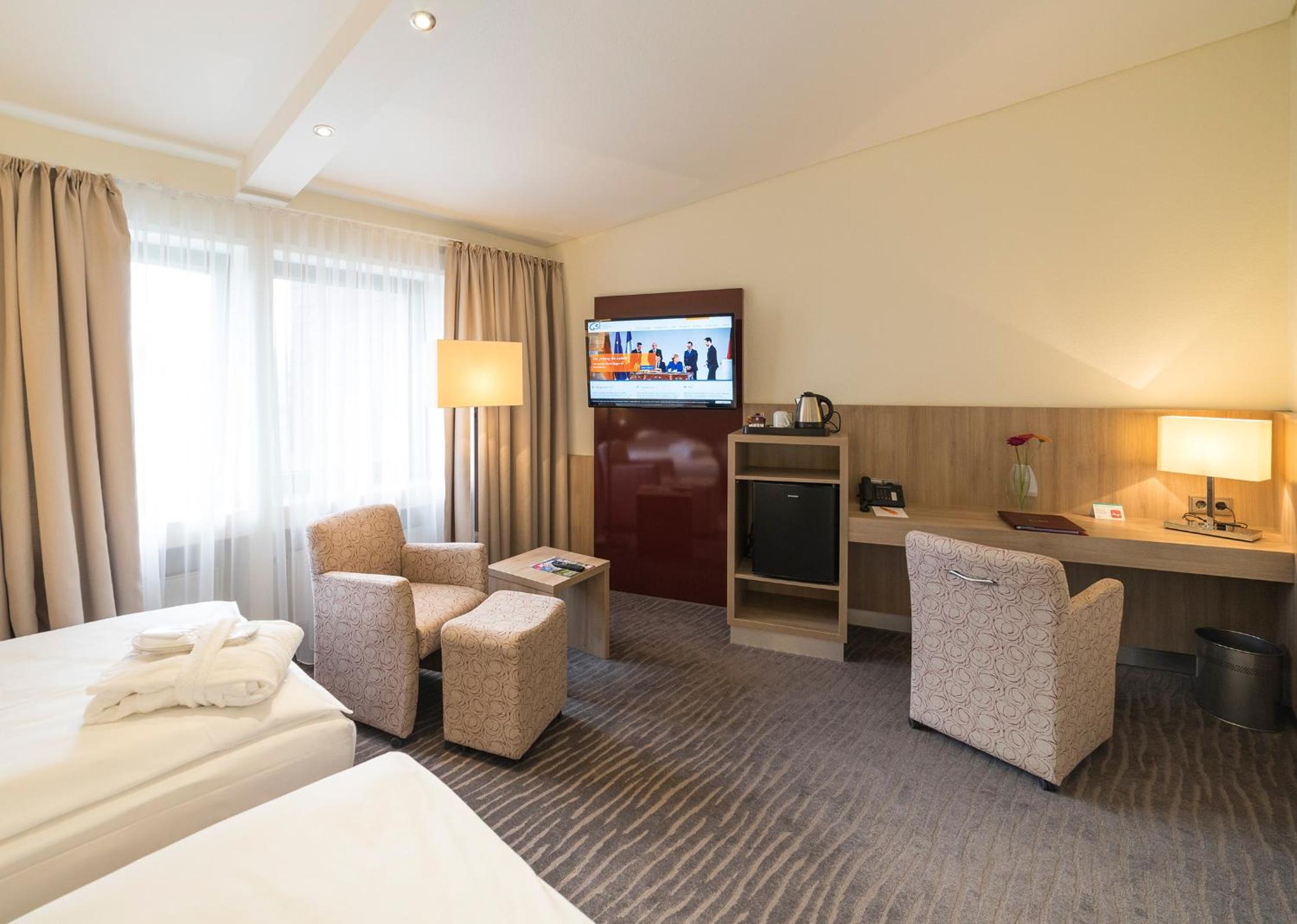 Business Double Room photo 2