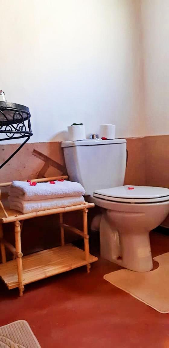 Double Room with Garden View - Photo 3