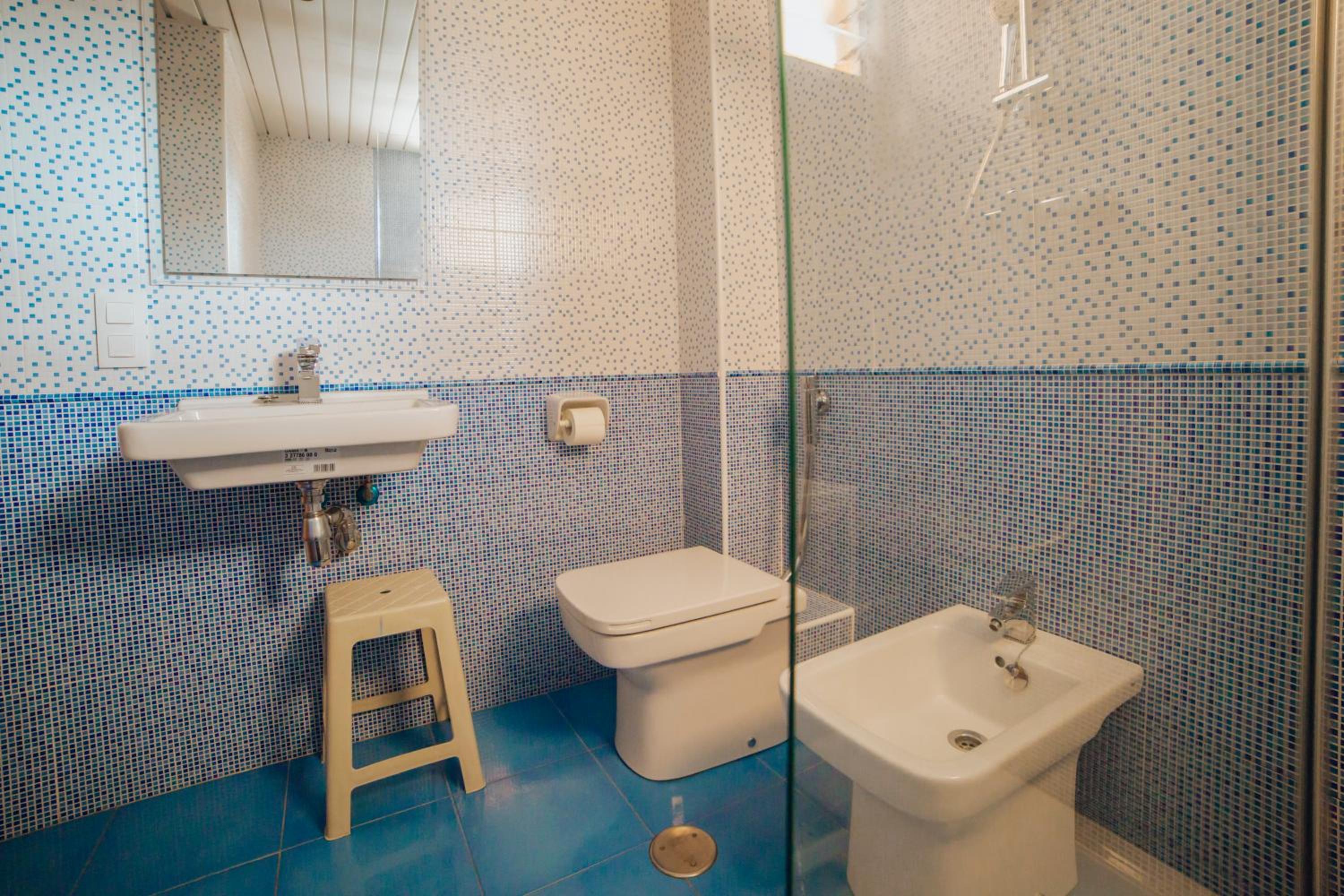One-Bedroom Apartment with Balcony photo 2