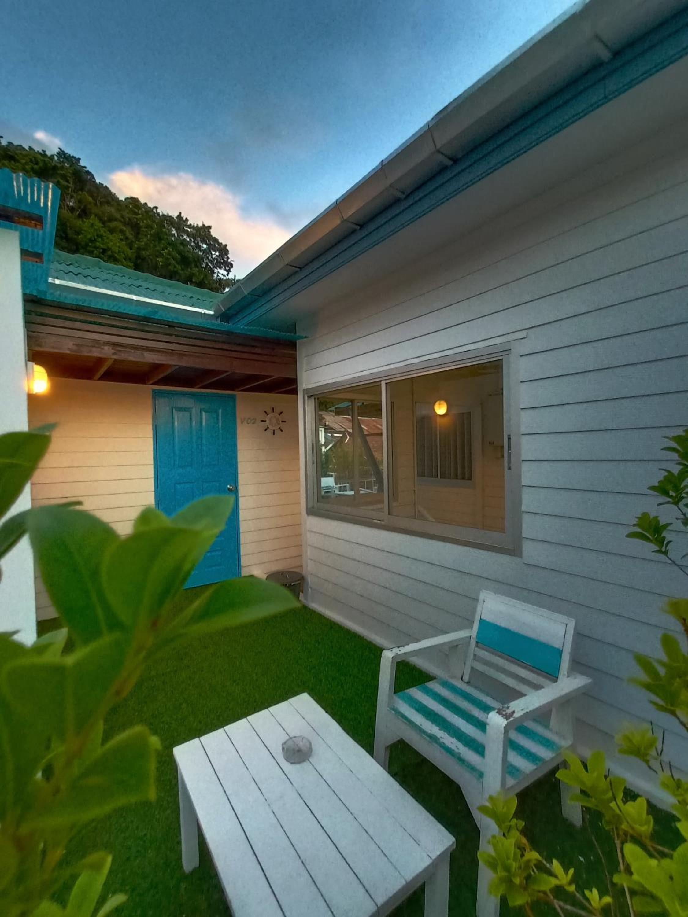 Double or Twin Room with Terrace - Photo 3