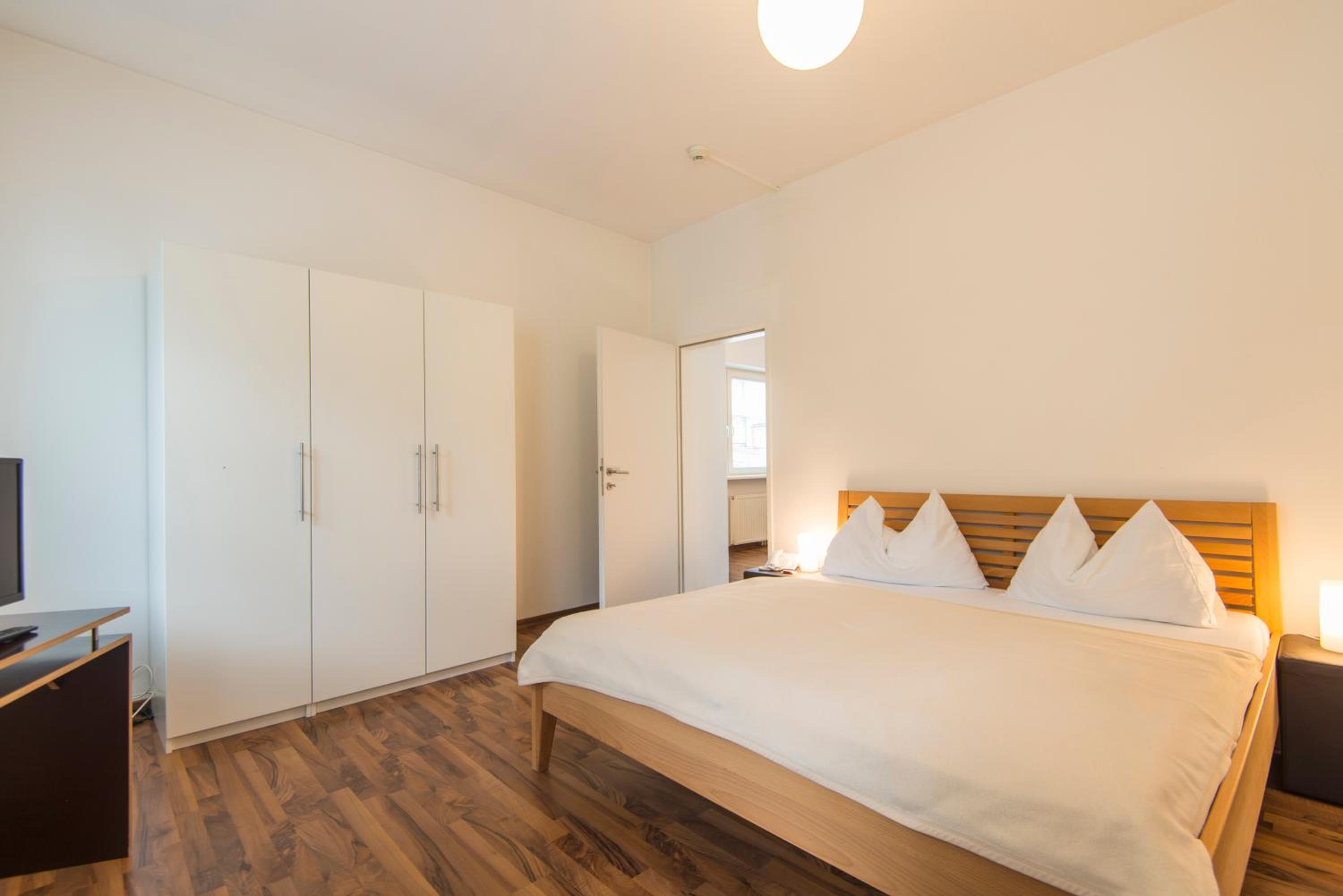 Studio Apartment