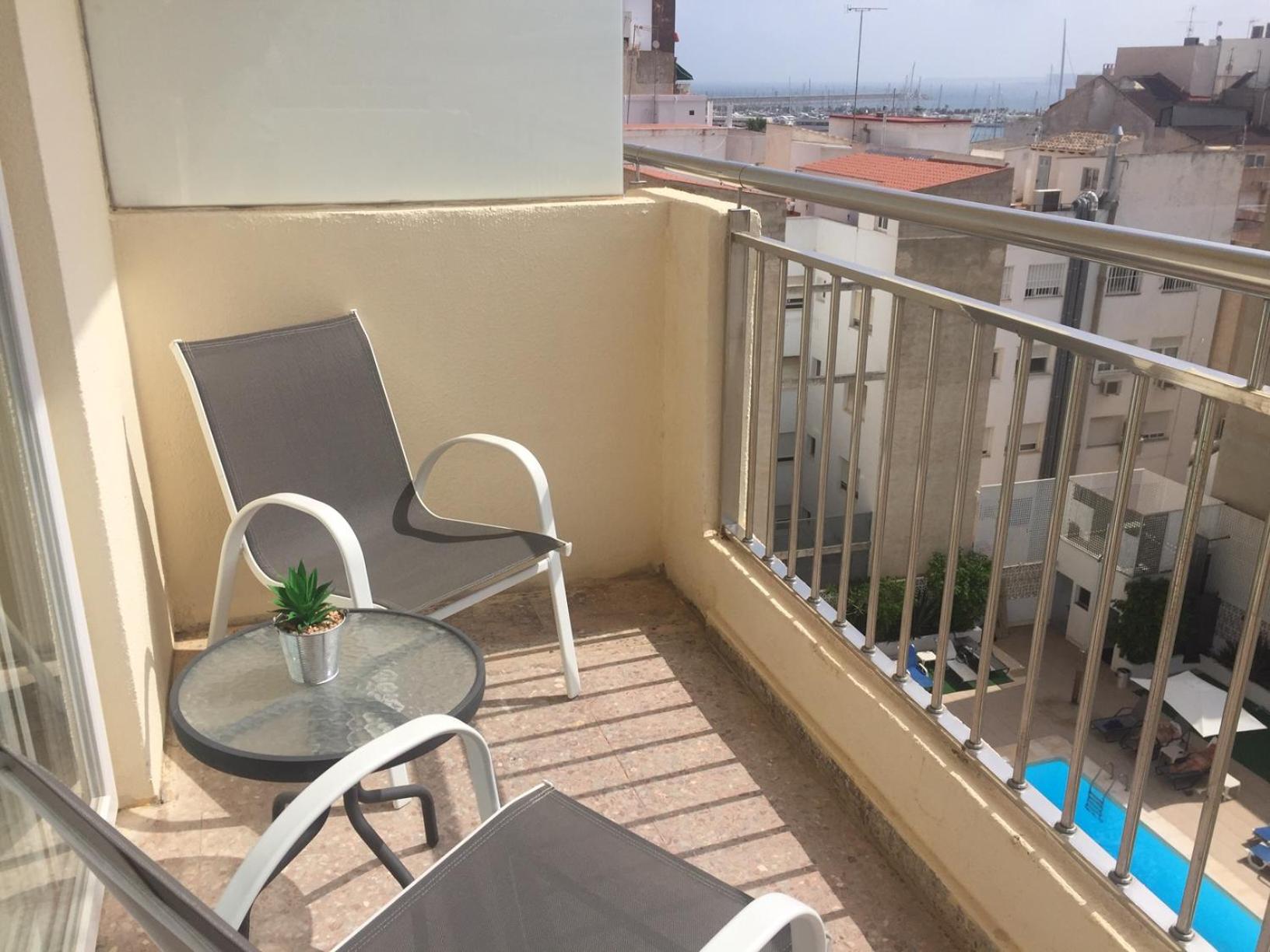 Family Room with Terrace (4 Adults) - Photo 7