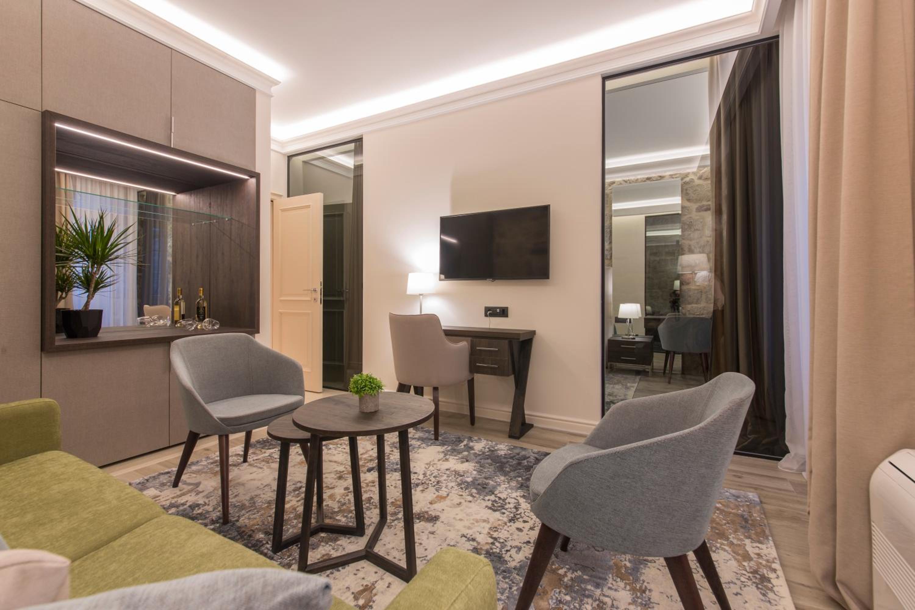 Deluxe Apartment - Photo 4