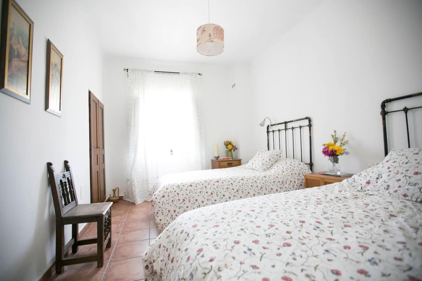 Three-Bedroom House photo 2