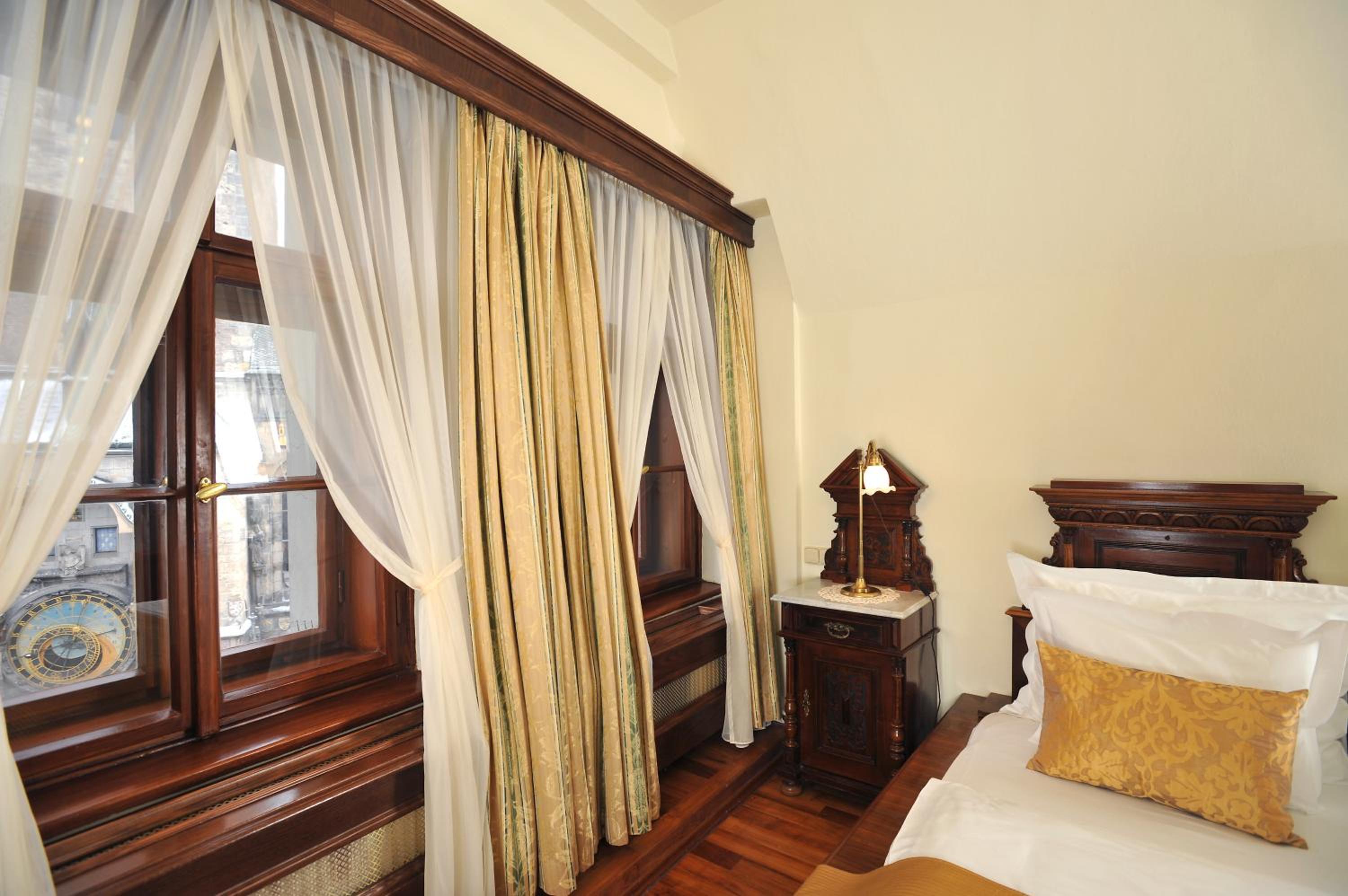 Presidential Suite thumbnail 5