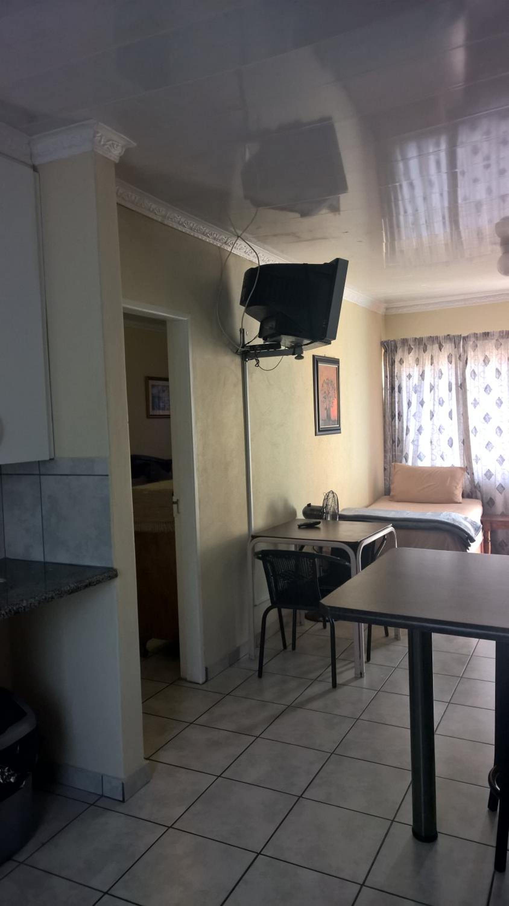 Apartment - Photo 12