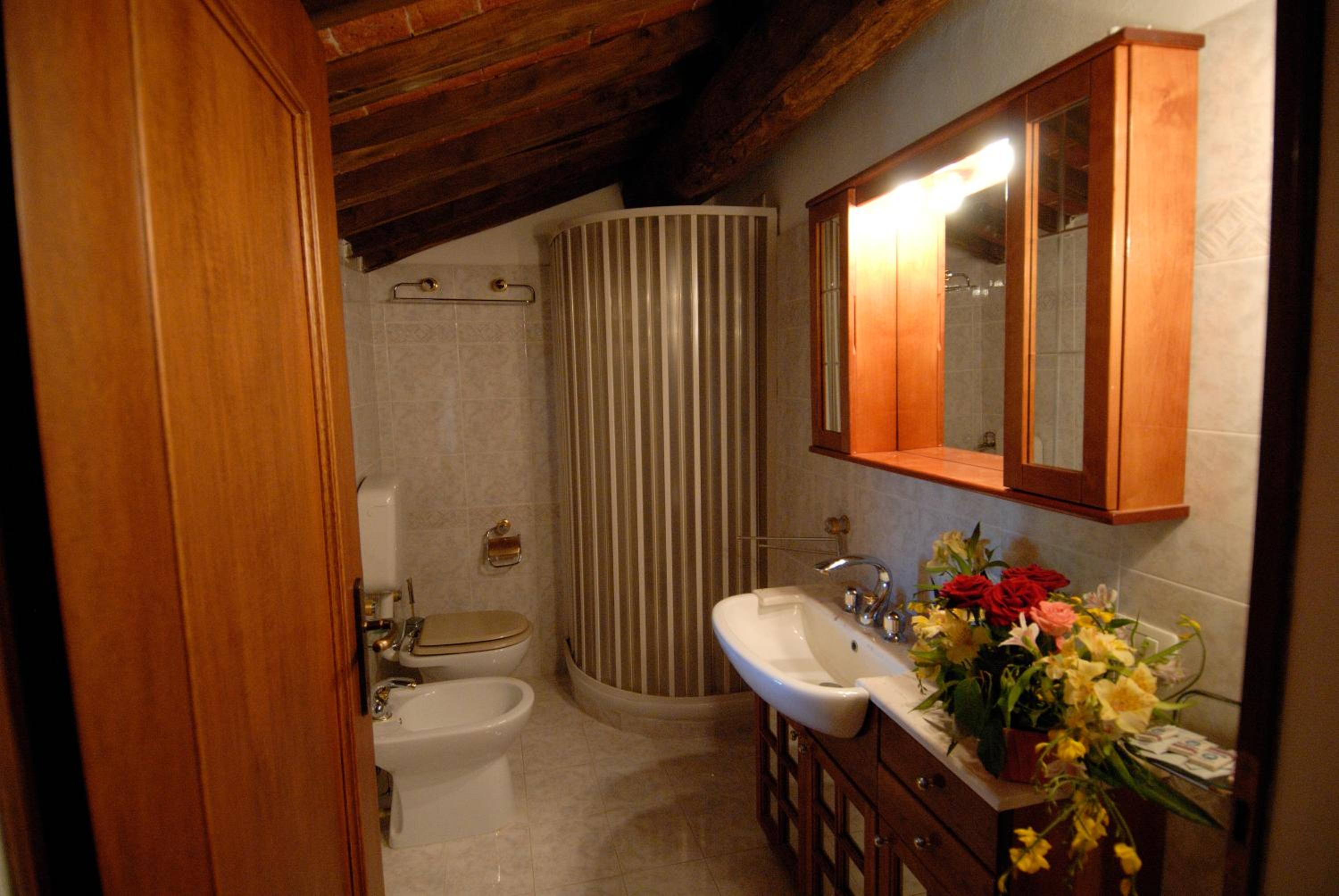 Two-Bedroom Apartment - Photo 33