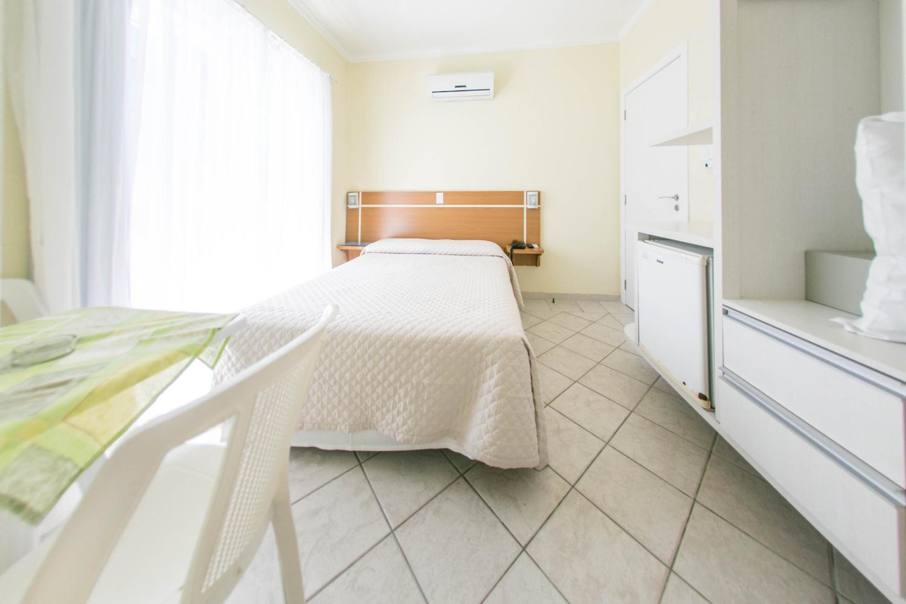 Suite with Balcony - Photo 7