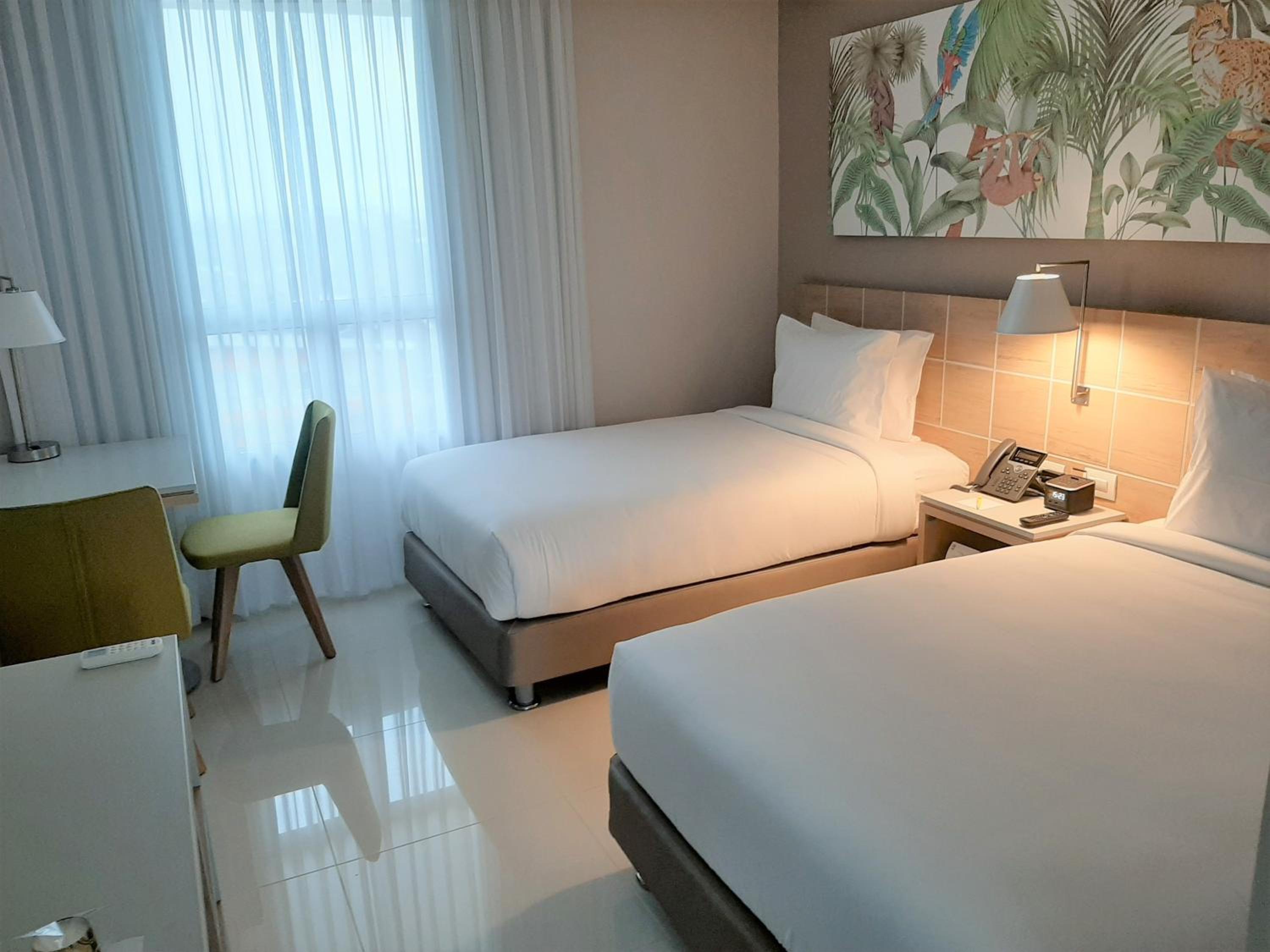 Standard Twin Room - Photo 5