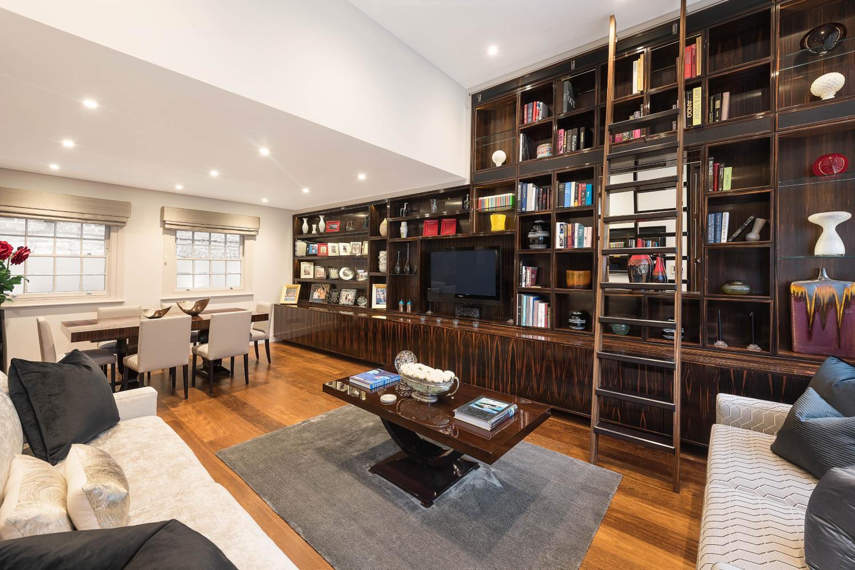 Two-Bedroom House photo 1
